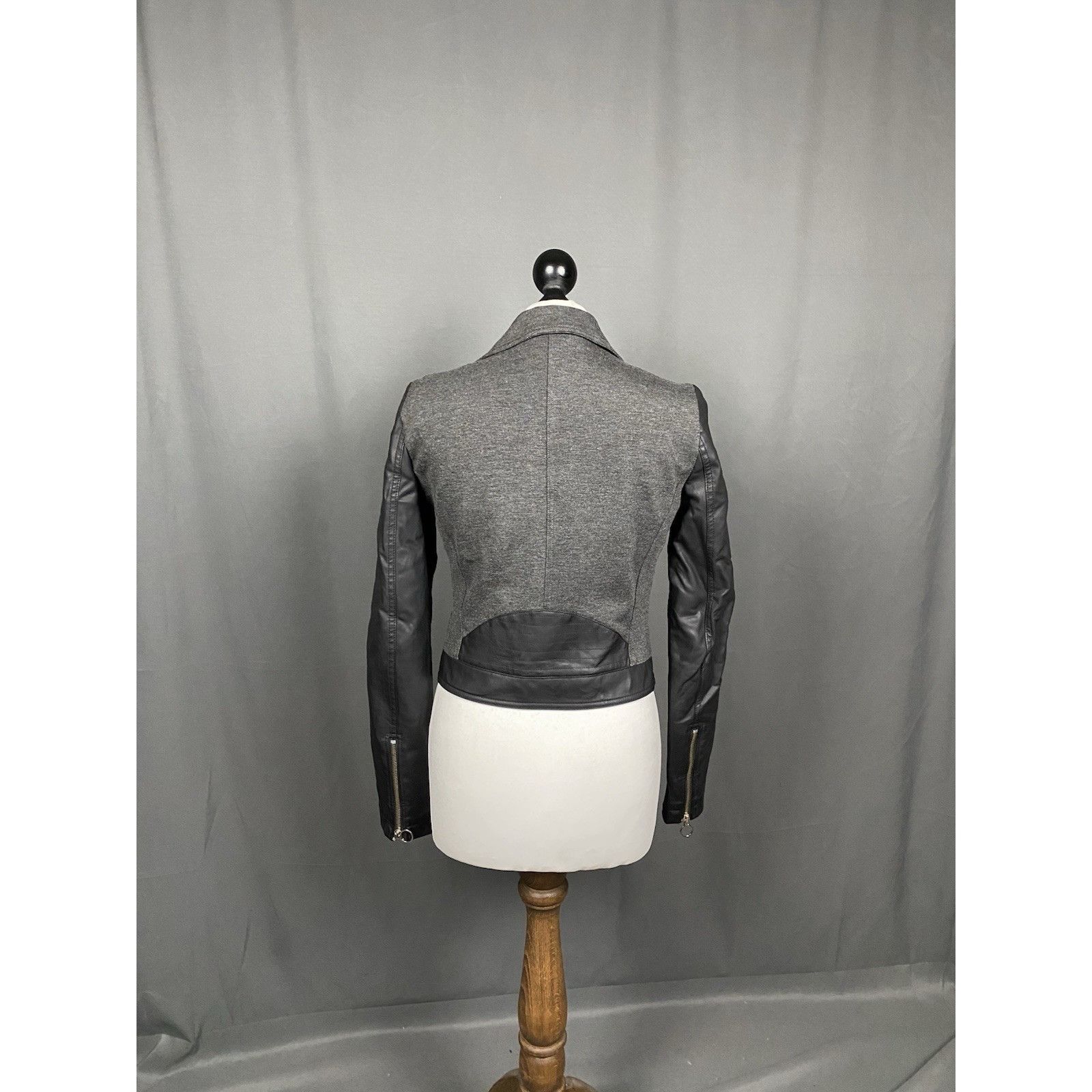 Versace Versace Assymetric Gray Black Biker Motorcycle Jacket Size Size S / US 4 / IT 40 - 7 Thumbnail