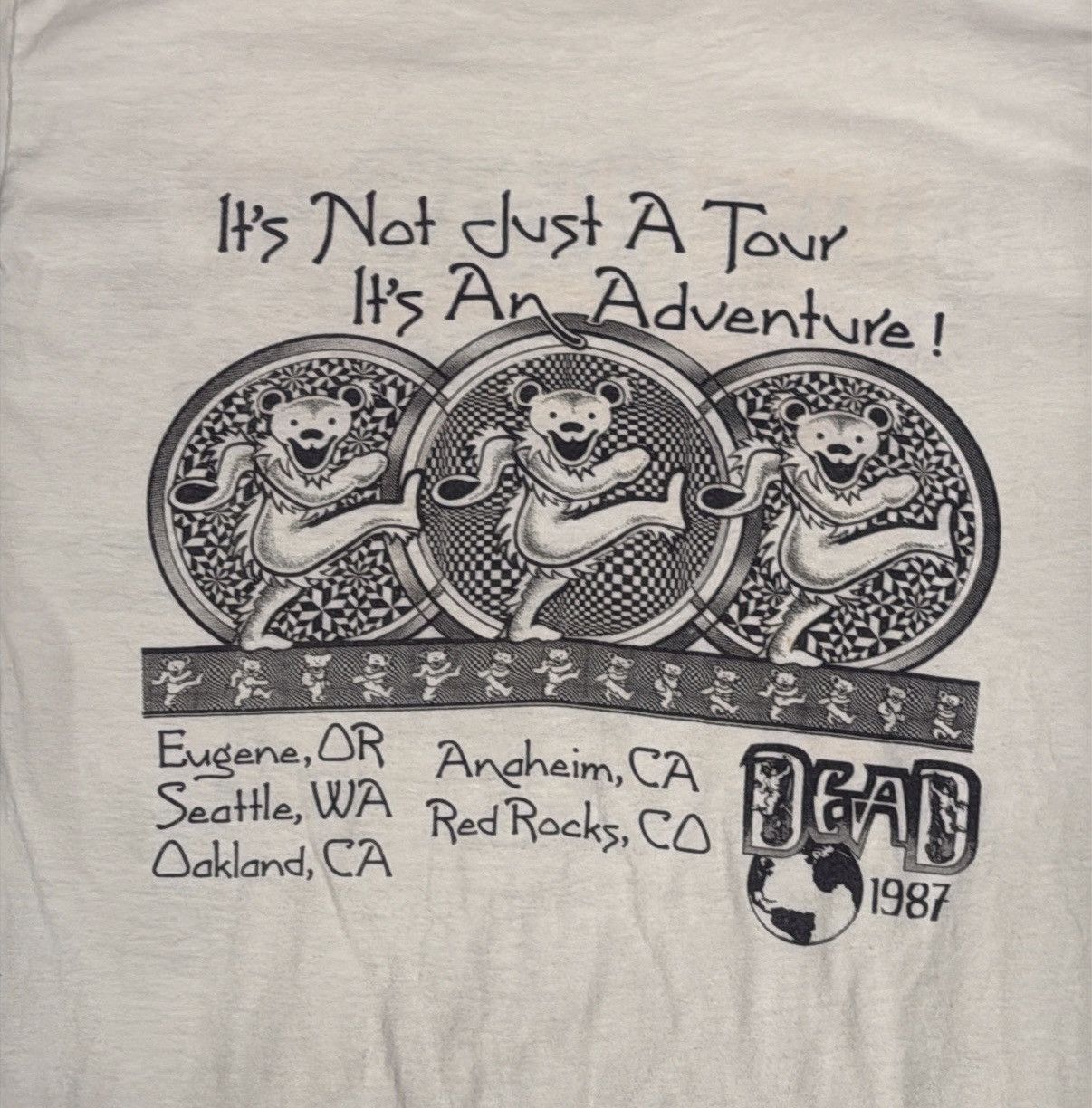 Grateful Dead Vintage 1987 Grateful Dead Live Dead 87' Eyes of the World T Size US M / EU 48-50 / 2 - 5 Thumbnail