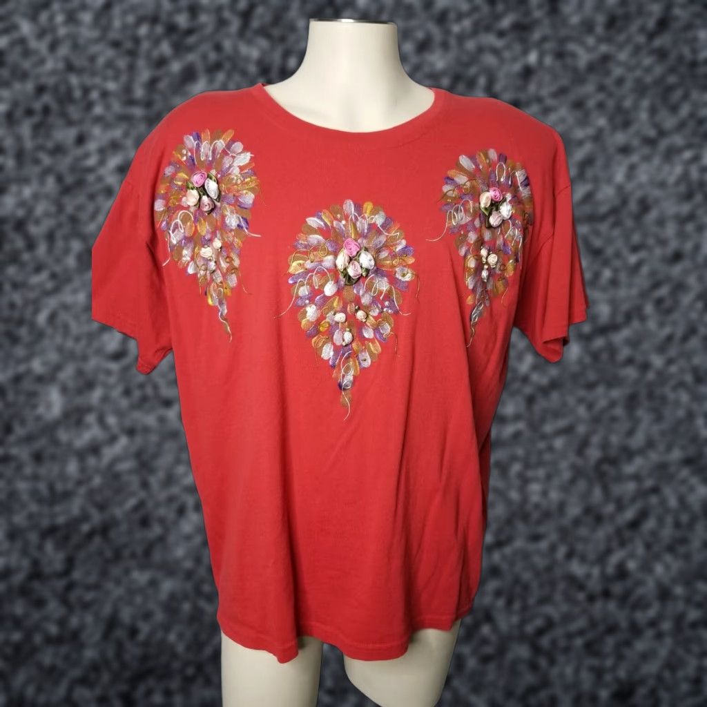 Vintage VINTAGE MB II XL Red Glitter Puff Paint T-Shirt Arts & Crafts 1980s Mens Size US XL / EU 56 / 4 - 1 Thumbnail
