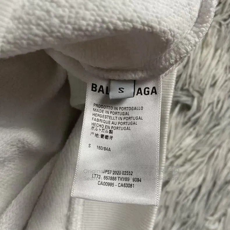 Balenciaga Balenciaga White Castle Printed Sweatshirt Size US S / EU 44-46 / 1 - 4 Thumbnail