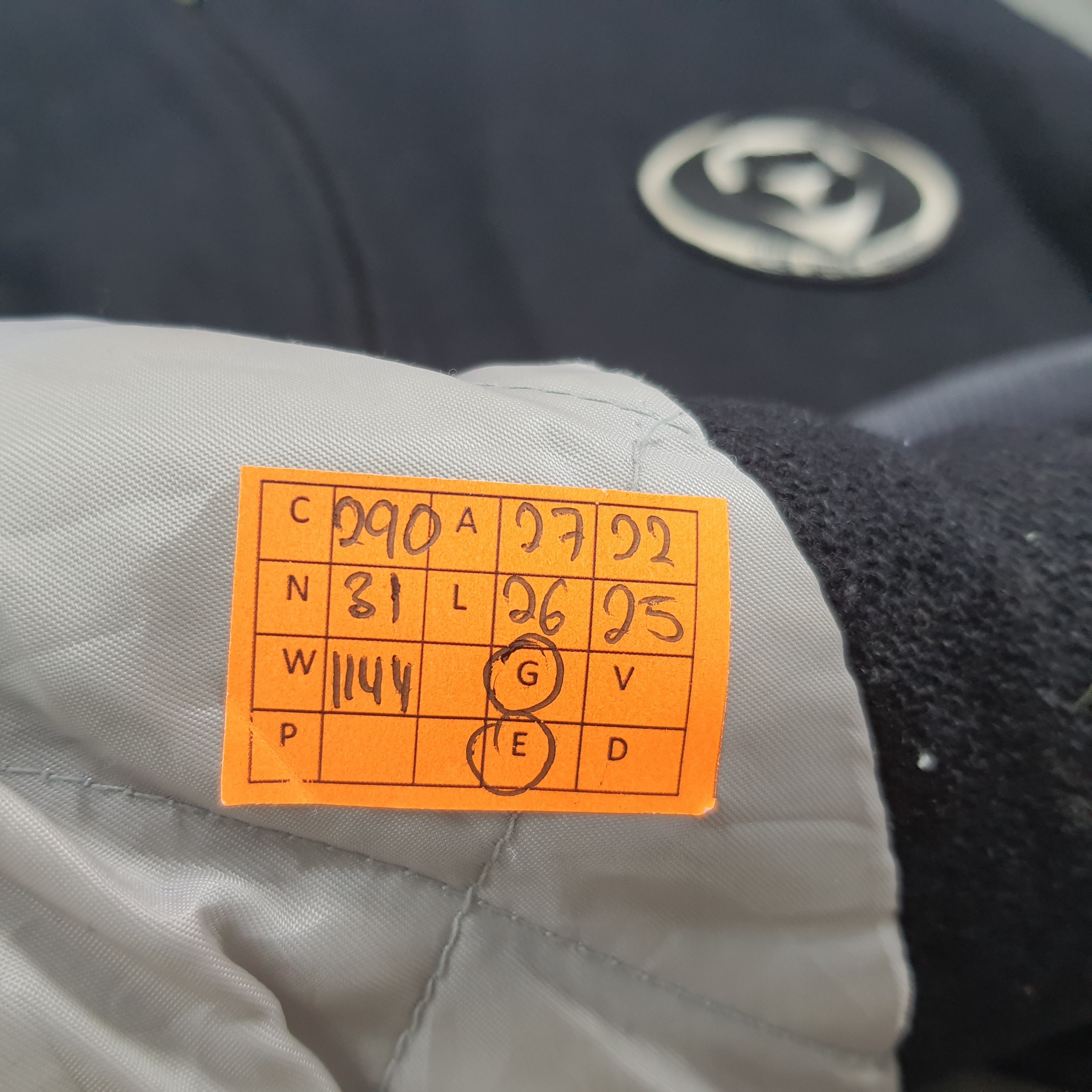 Vintage Vintage 90s Beschwa Alien Varsity Rare Bomber C290N31 Size US L / EU 52-54 / 3 - 10 Thumbnail