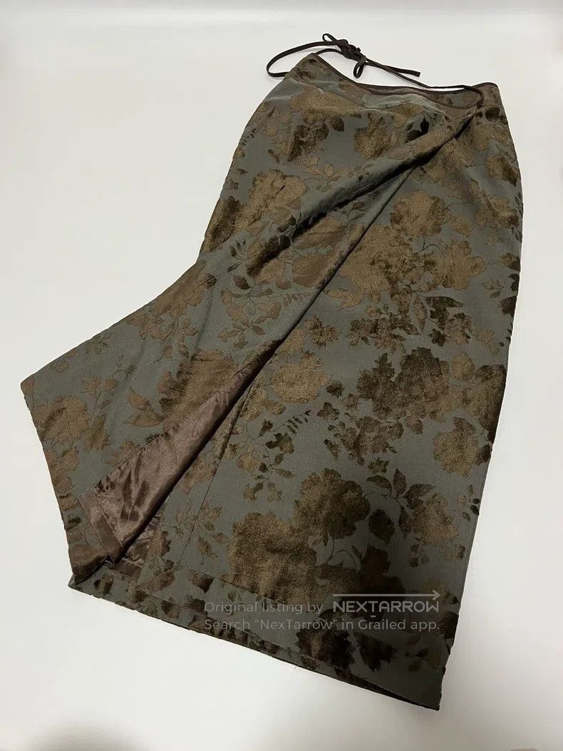 Kenzo Kenzo Velvet Flower Skirt Size 31" - 4 Thumbnail