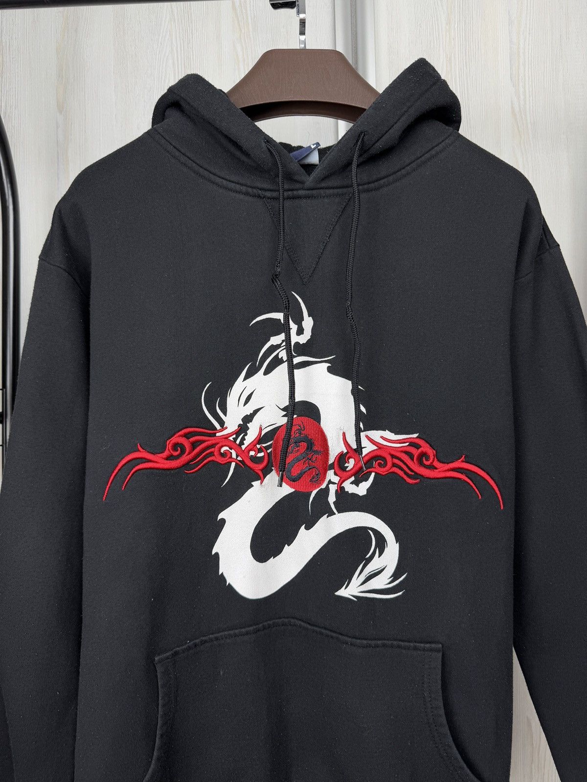 Vintage Vintage Fishbone dragon big logo Y2K faded hoodie Size US L / EU 52-54 / 3 - 3 Thumbnail