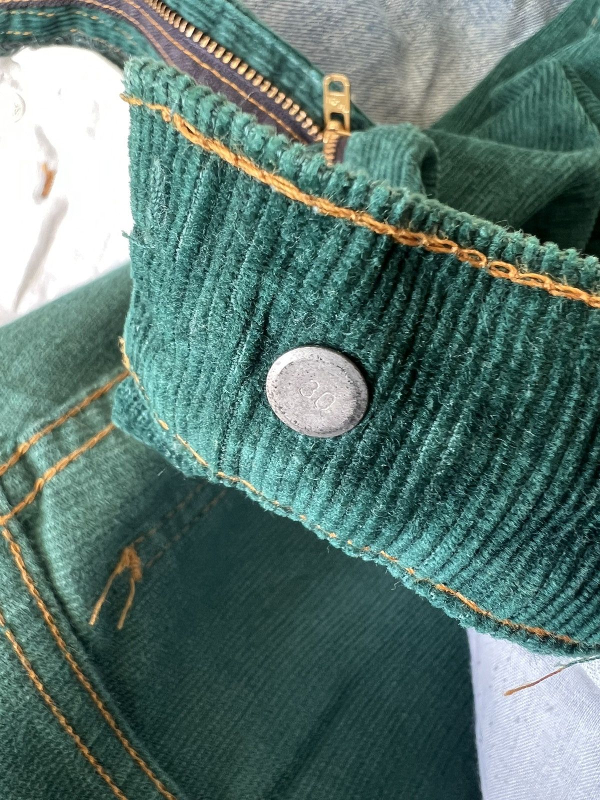 Levi's Vintage 70s Levi’s Orange Tab Faded Green Corduroy Pant Size US 29 - 22 Thumbnail