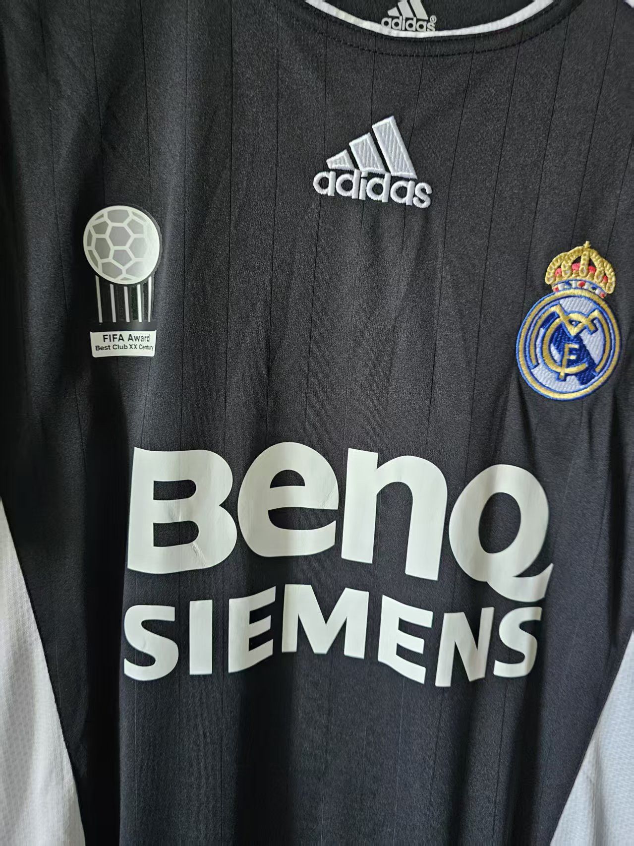 Other 2006 07 Real Madrid #23 David Beckham Jersey Size US S / EU 44-46 / 1 - 3 Thumbnail