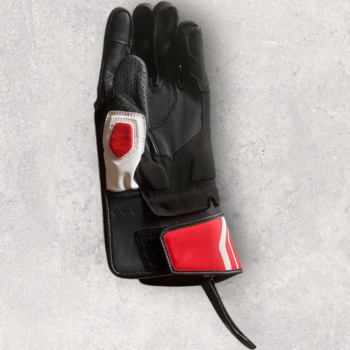 Balenciaga Balenciaga X Alpinestars Gloves Zip Wallet Size ONE SIZE - 3 Thumbnail