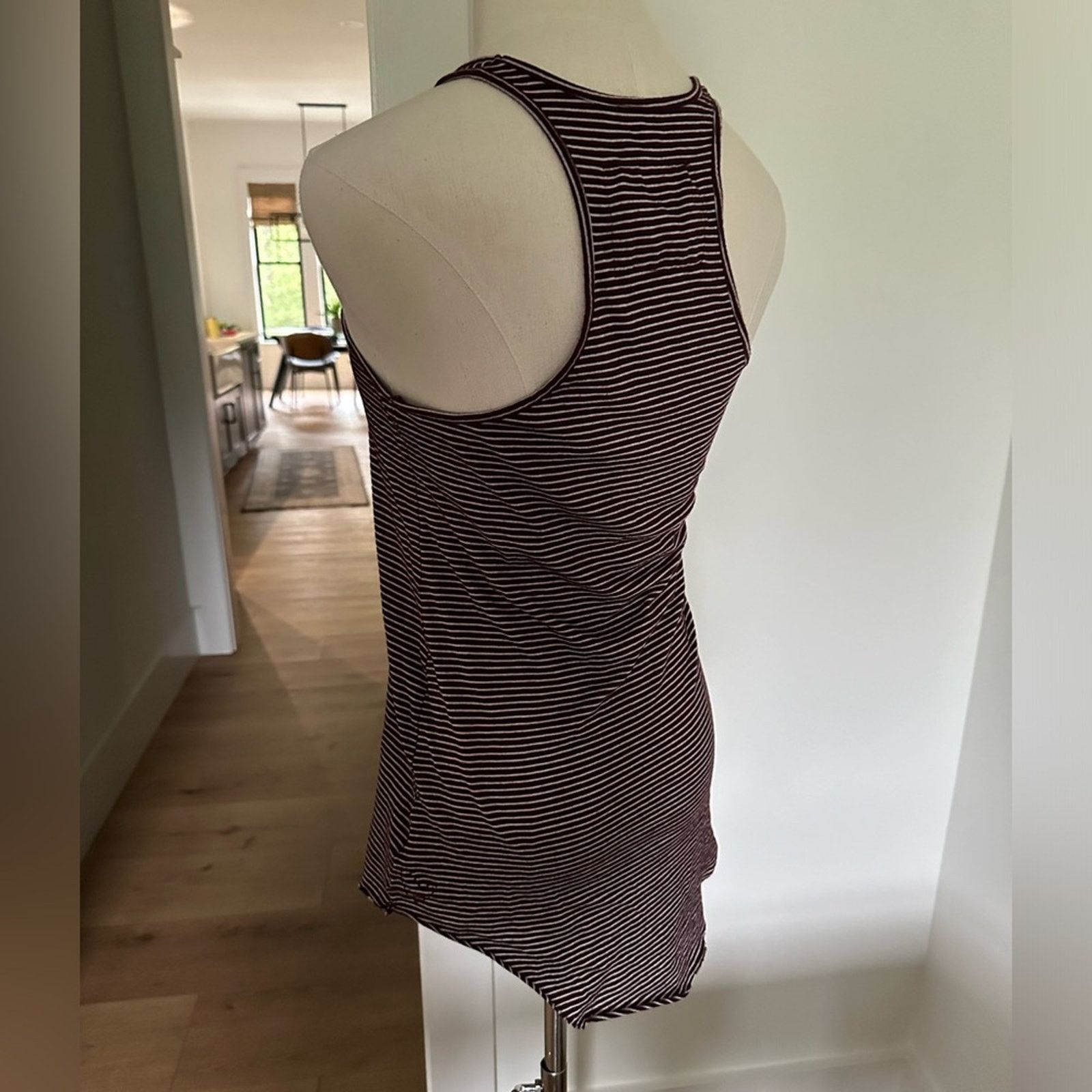 Frank & Eileen Frank & Eileen Tee Lab - like new! Size S burgundy stripe Size S / US 4 / IT 40 - 3 Thumbnail