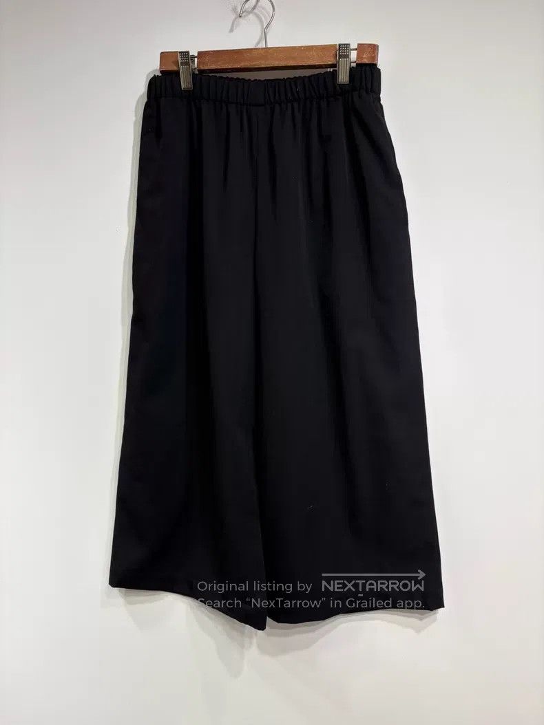 Comme des Garcons Comme des Garcons size S Black Wool Mid High-waisted Short Size 25" / US 0 / IT 36 - 1 Thumbnail
