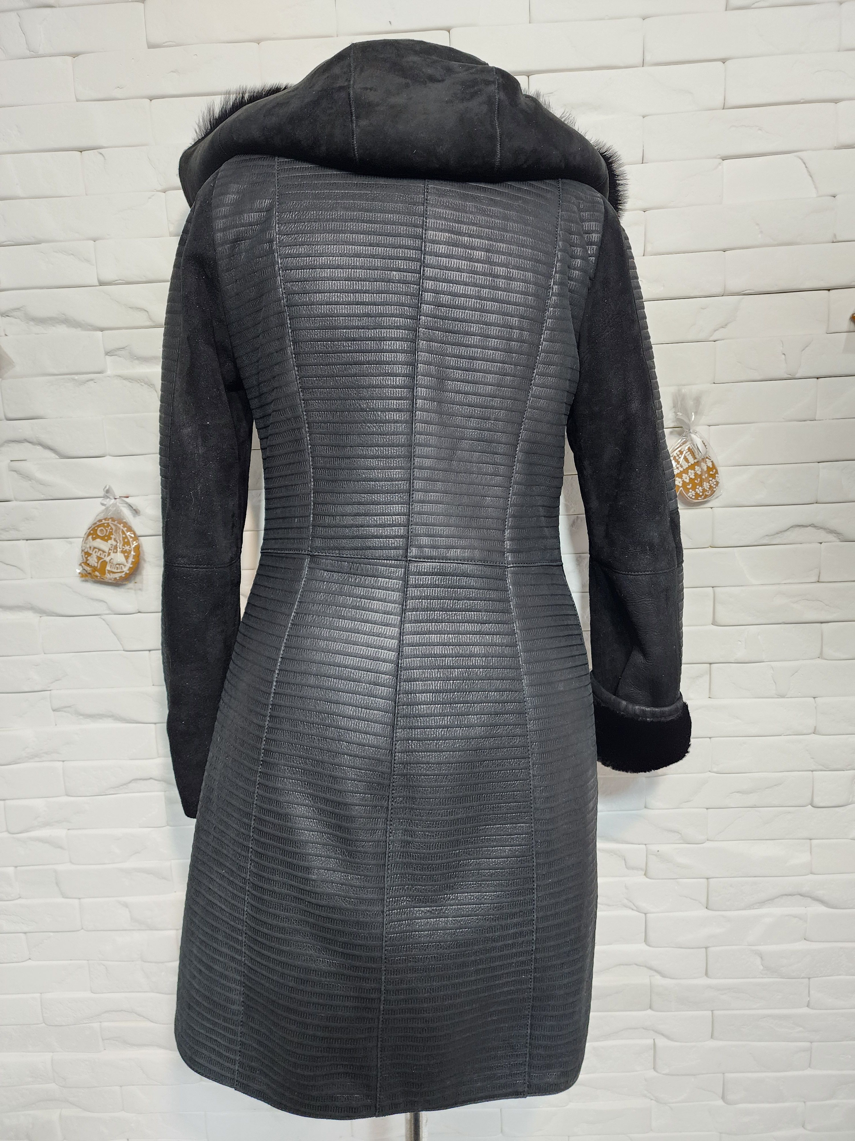Black Sheepskin Coat: Genuine Fur Hood, Metal Zipper
