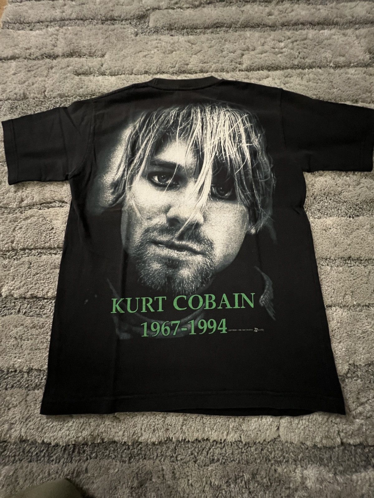 Vintage Vintage kurt cobain big face t shirt Size US M / EU 48-50 / 2 - 4 Thumbnail