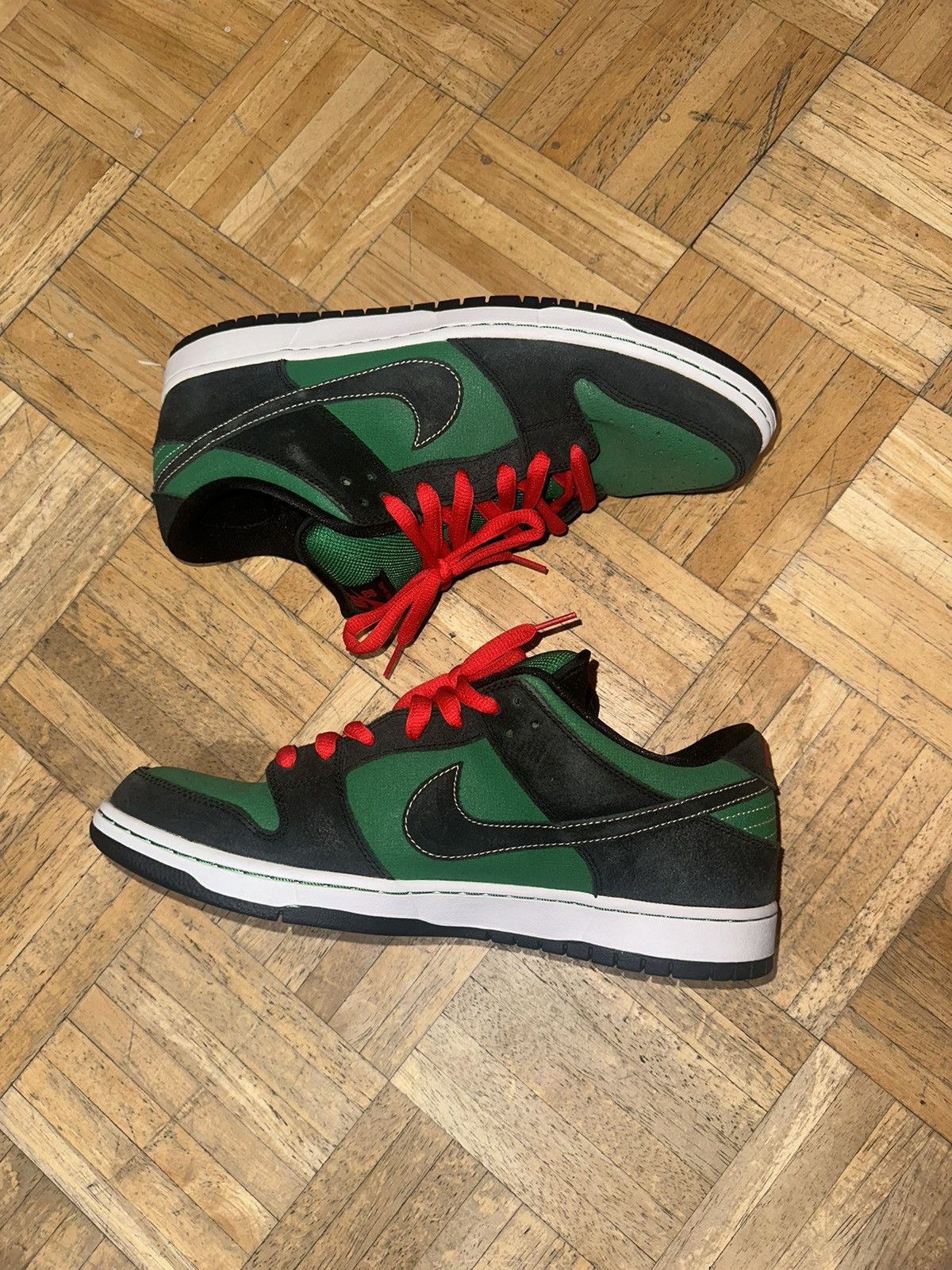 Nike Nike Dunk SB Low Pine Green Black Atomic Red Size US 12 / EU 45 - 1 Thumbnail