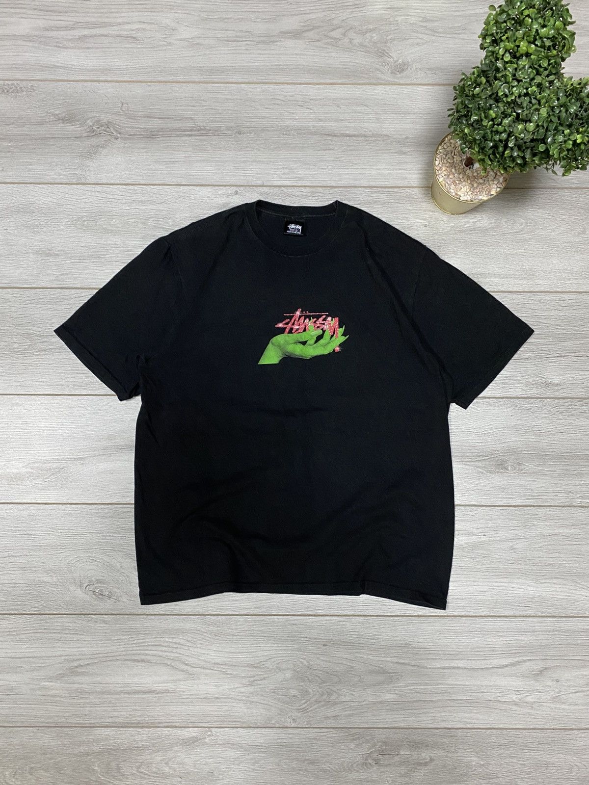 Stussy Stussy OZ RARE green hand pink logo T-Shirt Size US L / EU 52-54 / 3 - 1 Thumbnail