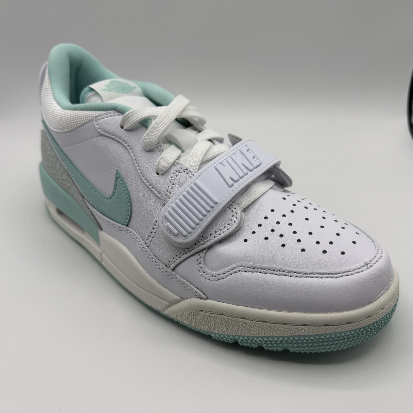 Nike Nike Air Jordan Legacy 312 Low Light Dew Women Shoes Size 10 Size US 10 / IT 40 - 12 Thumbnail