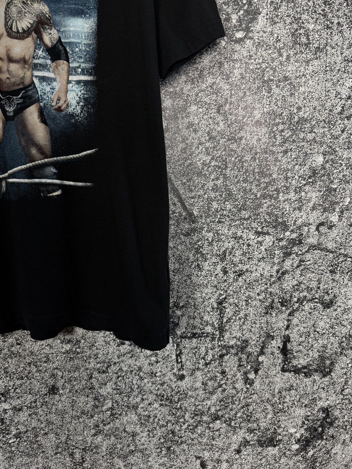 WWE Men’s The Rock Wresting T-Shirt WWE Big Logo Tee Size L Size US L / EU 52-54 / 3 - 5 Thumbnail