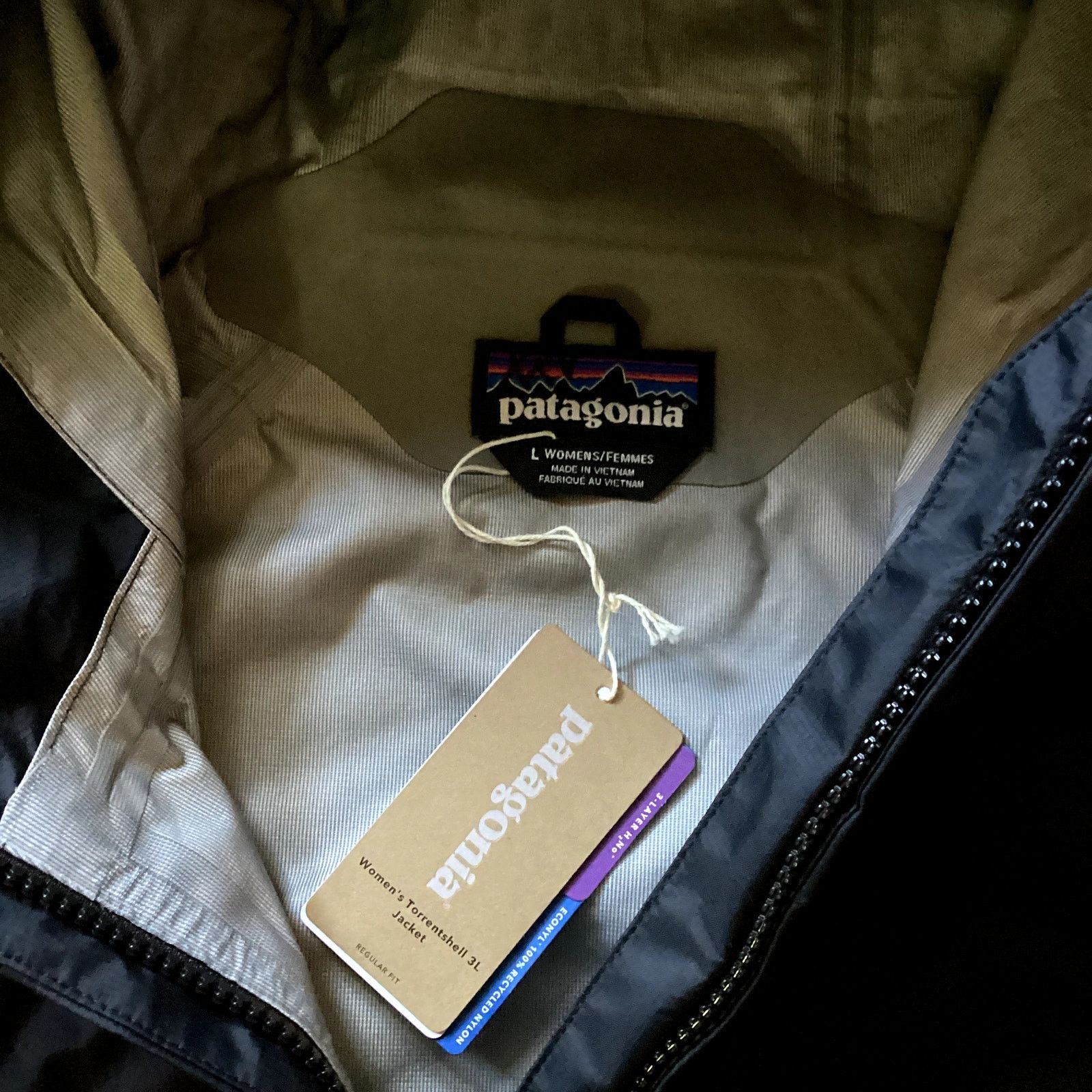 Patagonia Patagonia Women's Torrentshell 3L Jacket Size L / US 10 / IT 46 - 4 Thumbnail