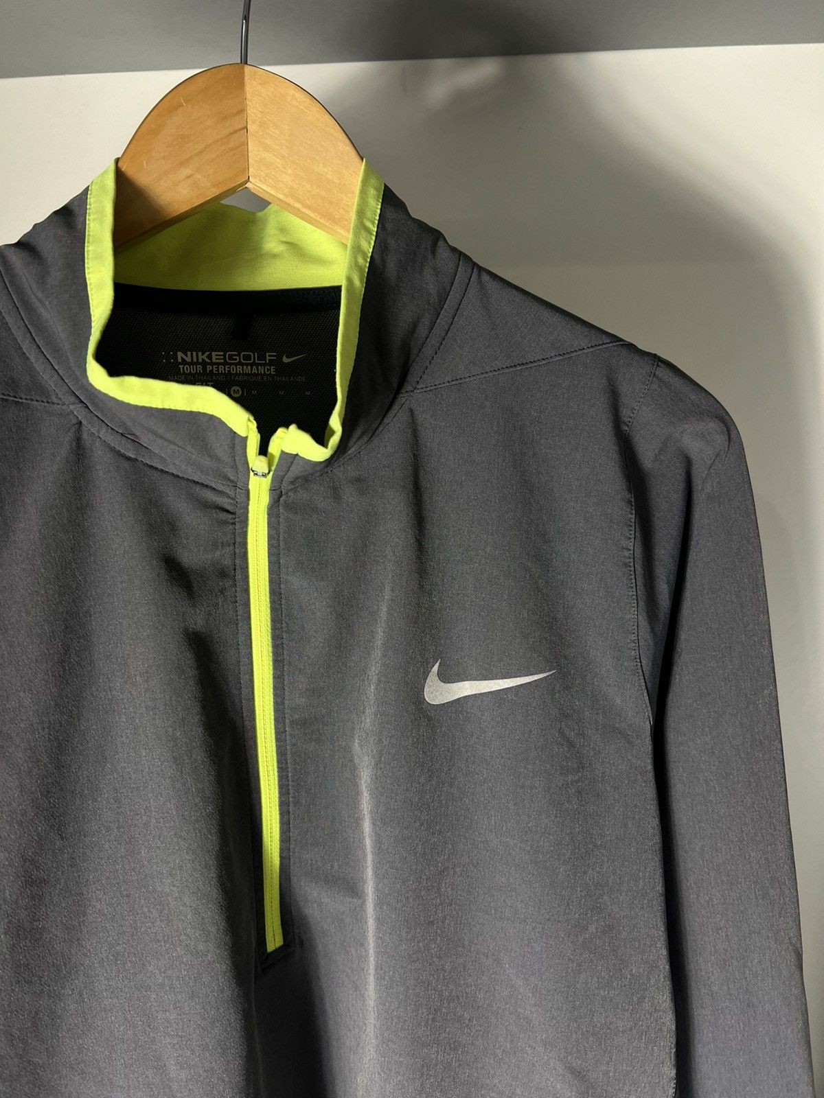 Nike VINTAGE NIKE GOLF RACK LIGHT JACKET RUNNING RETRO Y2K DRILL Size US M / EU 48-50 / 2 - 9 Thumbnail