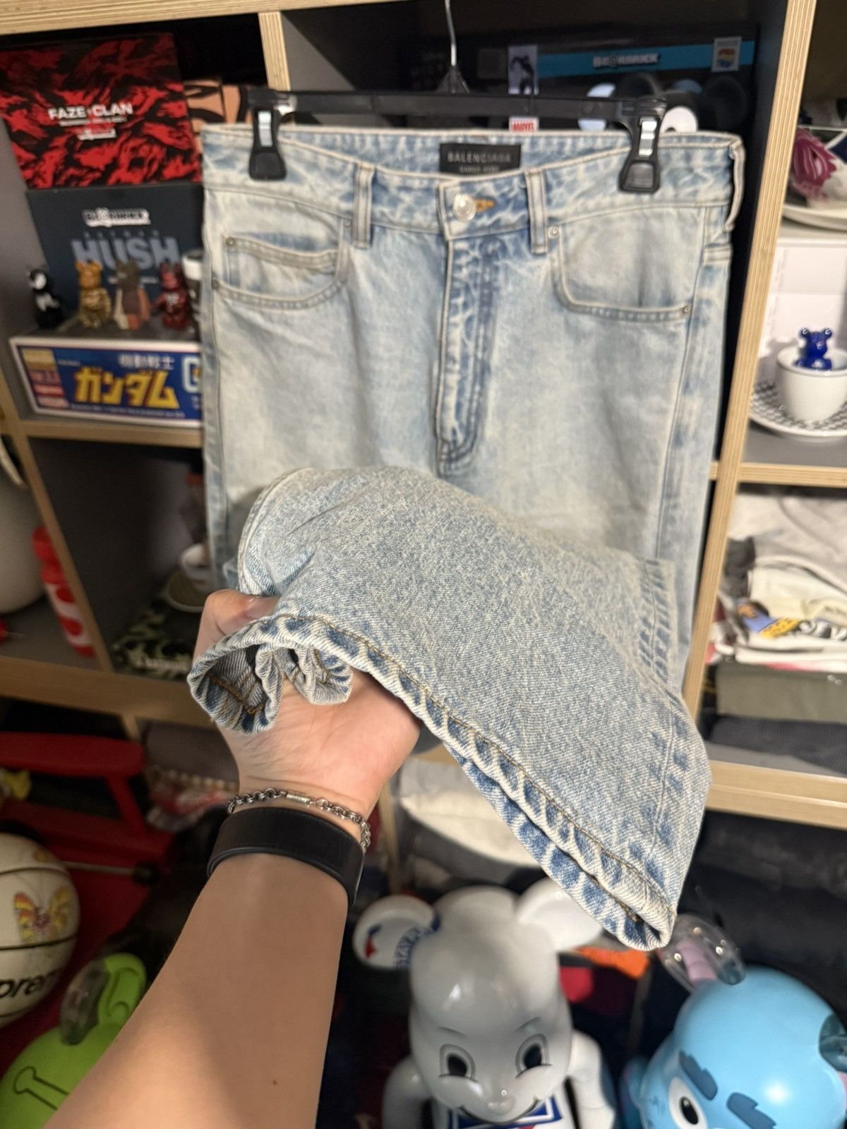 Balenciaga Balenciaga Lightwash Garde-Robe Flare Jeans Size US 30 / EU 46 - 3 Thumbnail