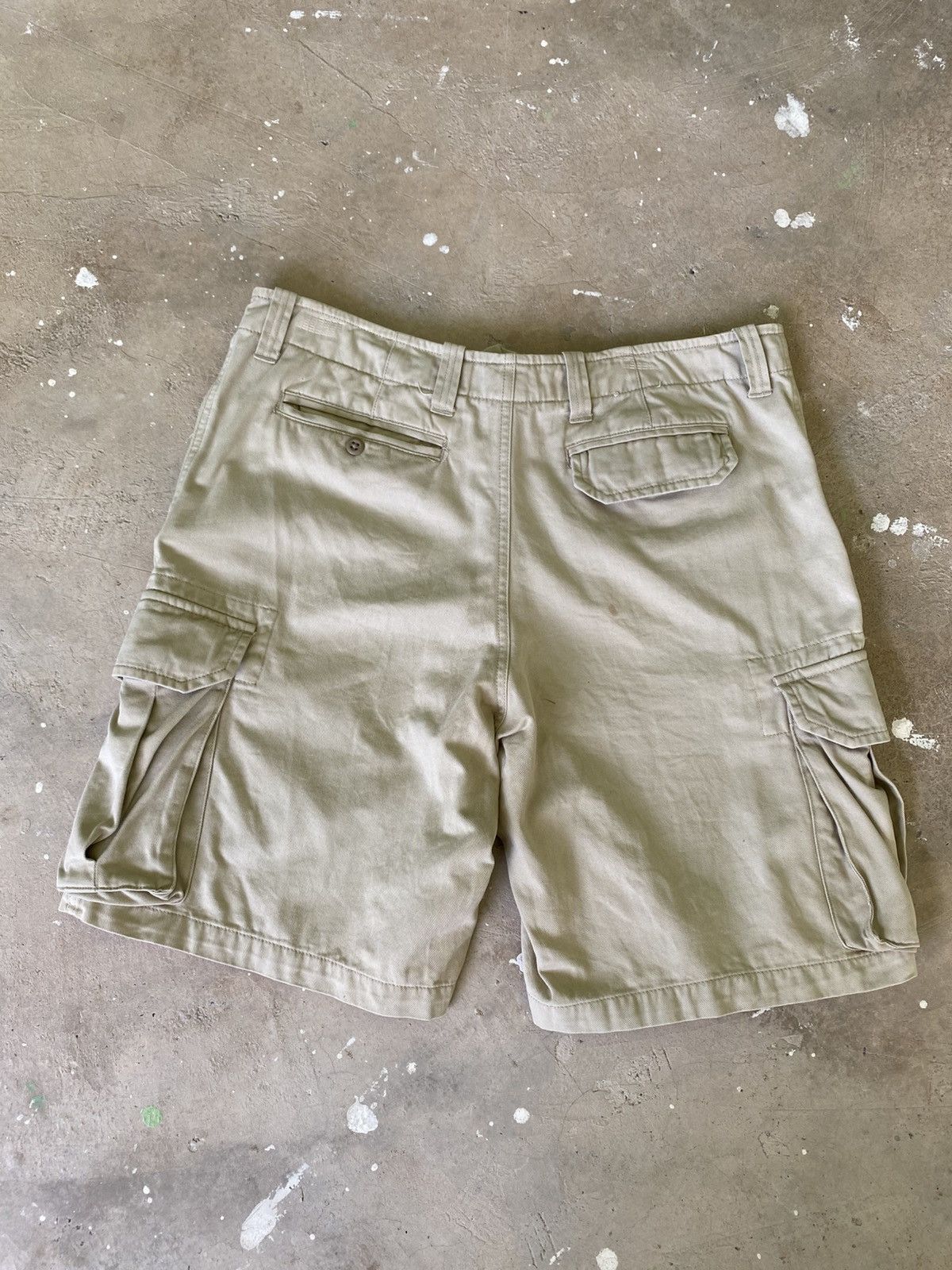 Gap Vintage GAP Cargo Shorts Distressed Beige W33 Size US 33 - 6 Thumbnail