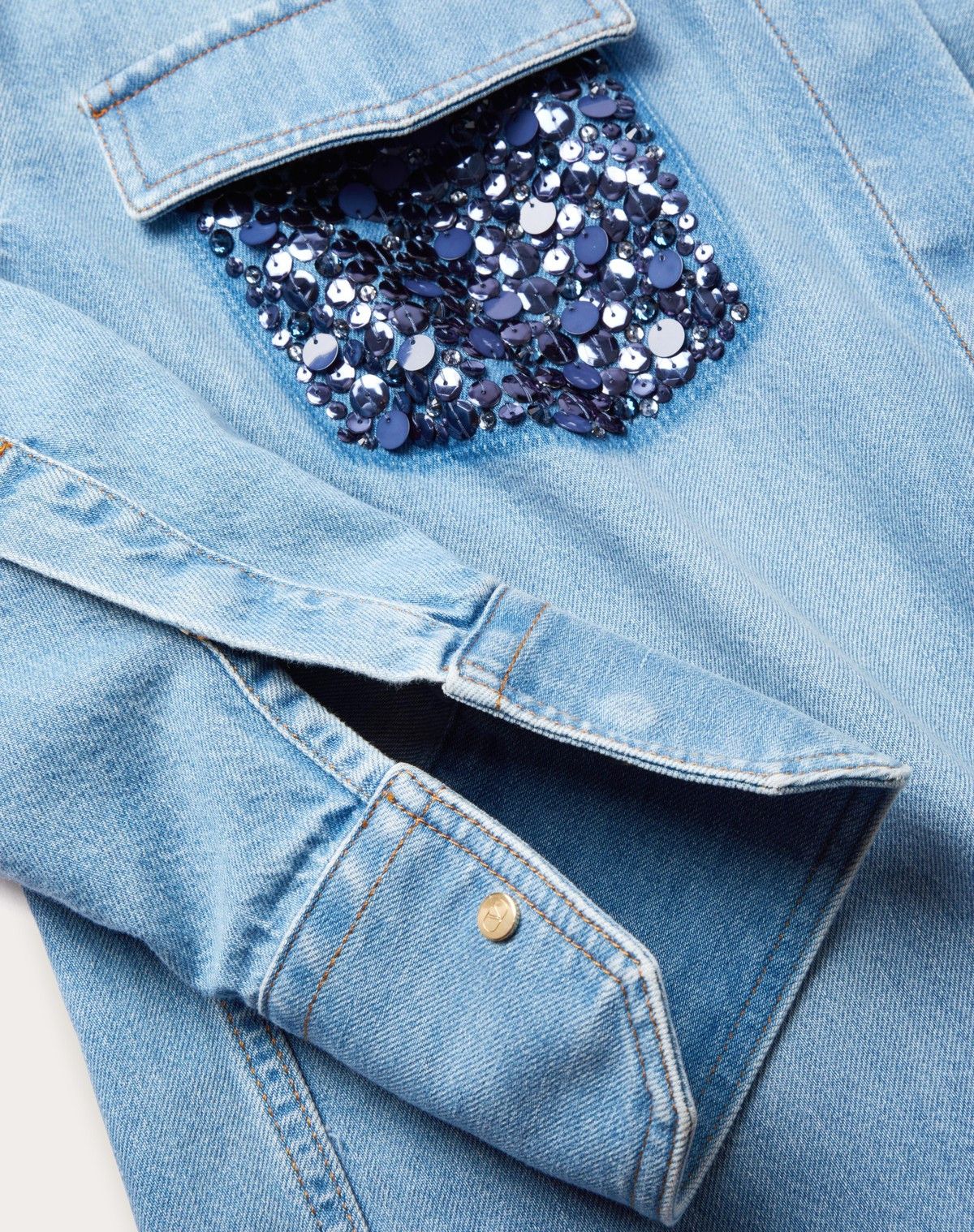 Valentino o1s1wg110525 Embroidered Denim Shirt in Blue Size XL / US 12-14 / IT 48-50 - 7 Thumbnail