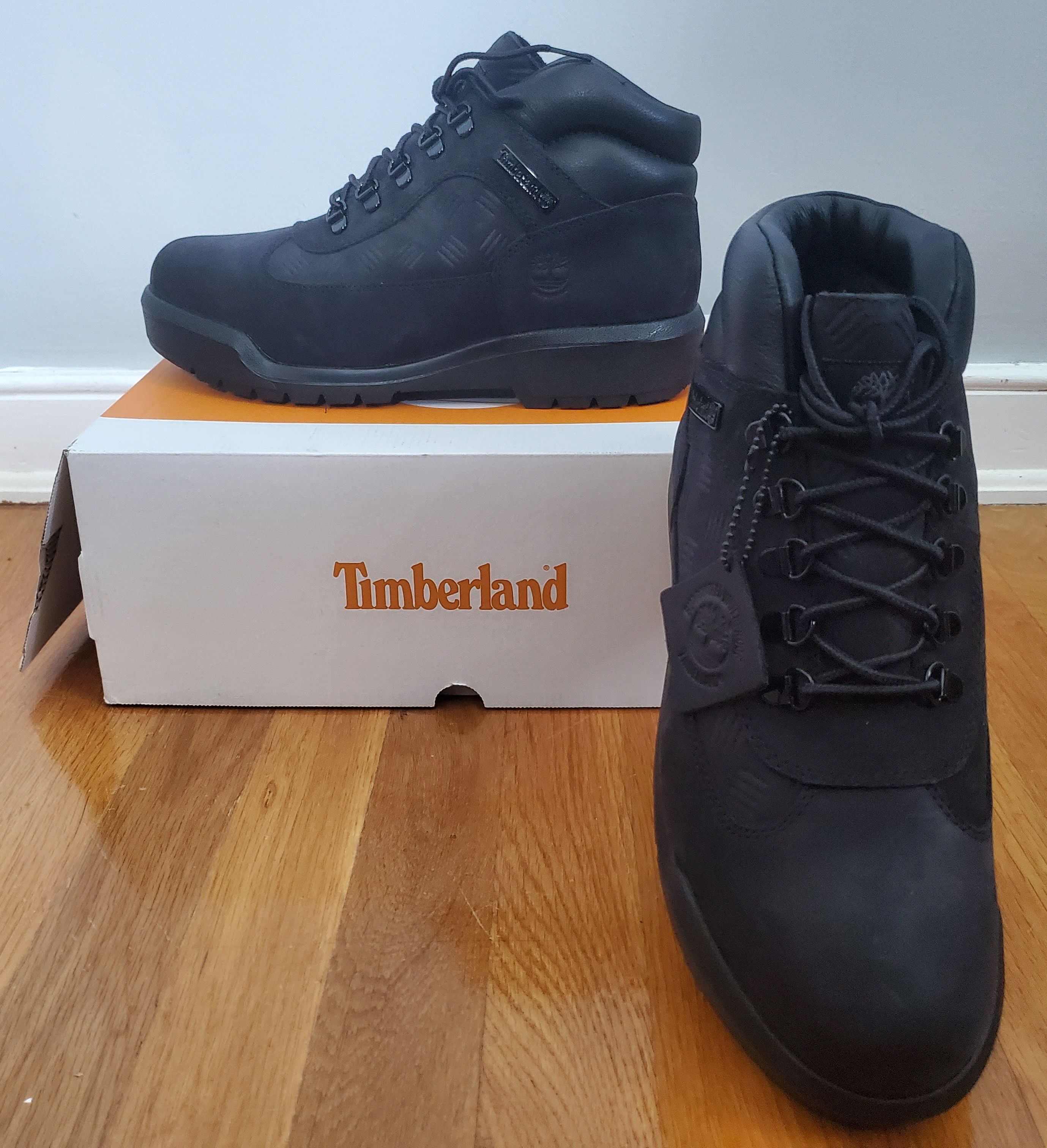 Timberland Timberland Classic Field Boot Size US 10 / EU 43 - 1 Thumbnail