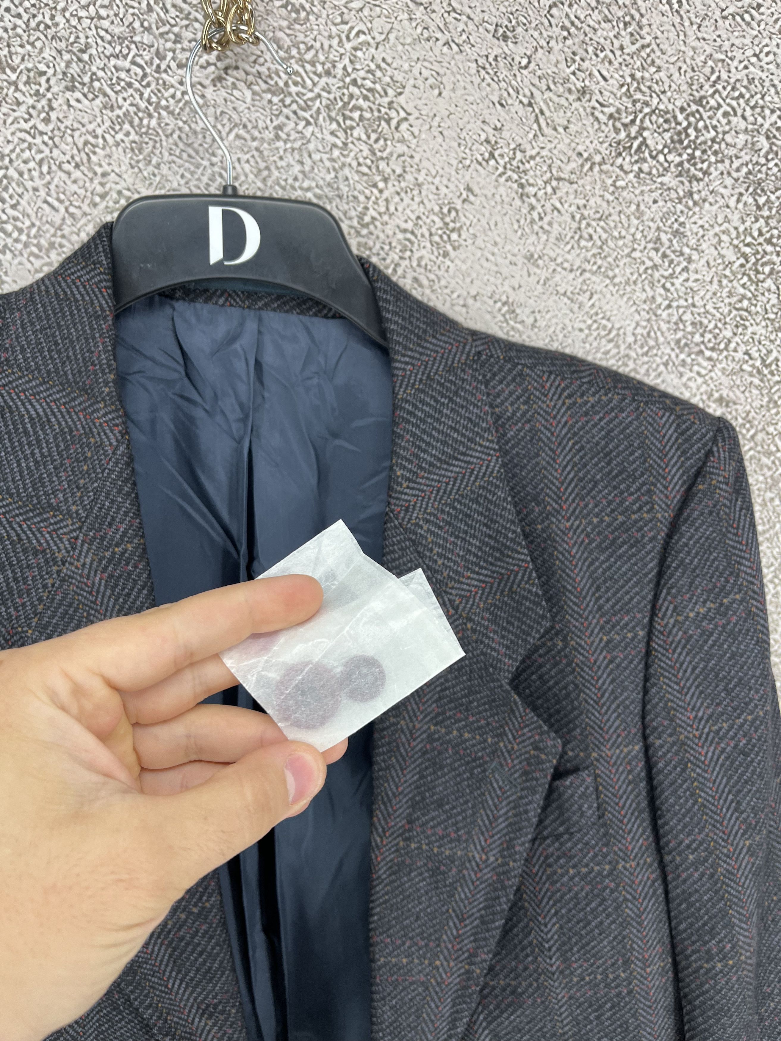 Hugo Boss Vintage Hugo Boss Paris Blazer — Two Button Classic Size 40S - 11 Thumbnail