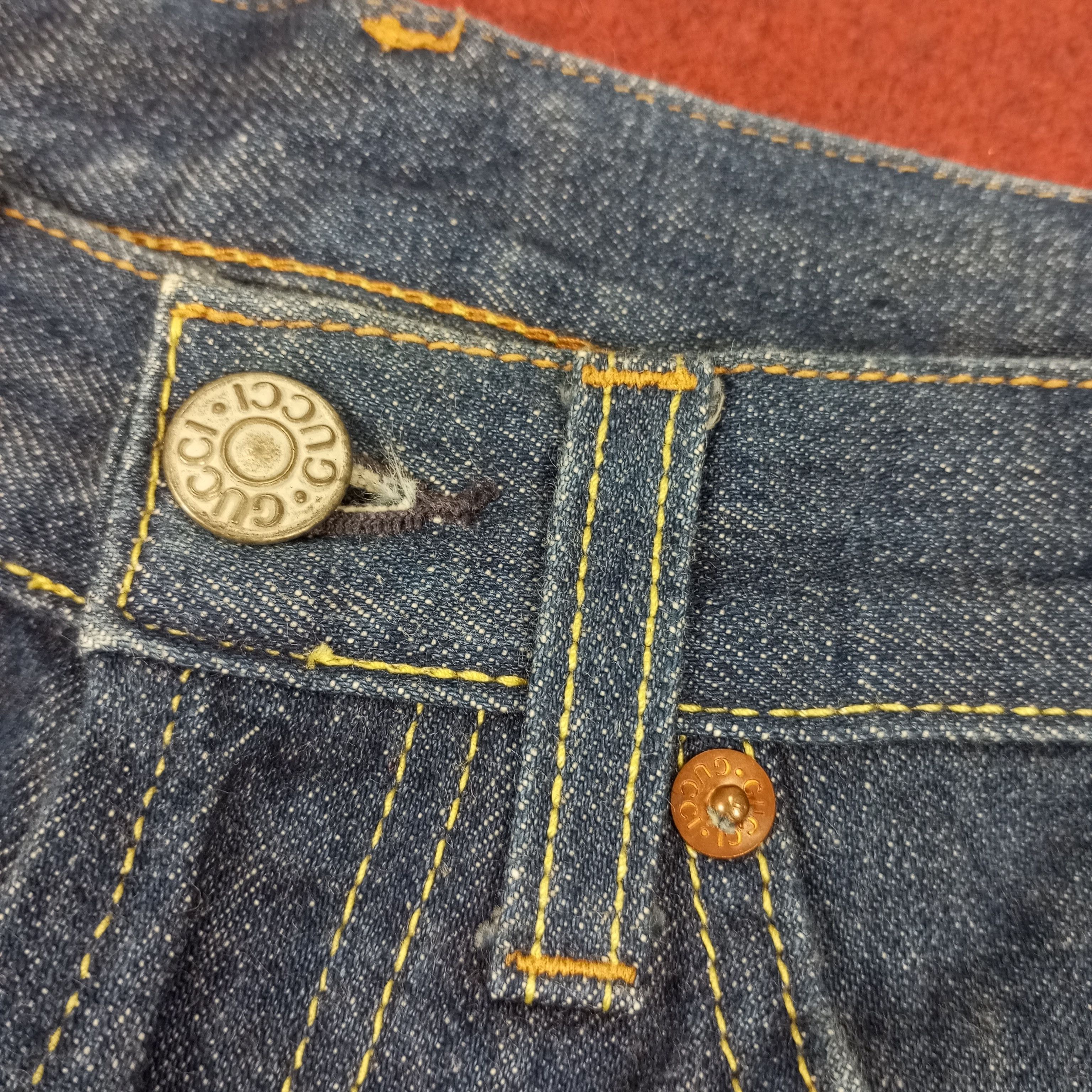 Gucci × Vintage Gucci Luxury Brand Distressed Short Jeans Size US 27 - 16 Thumbnail