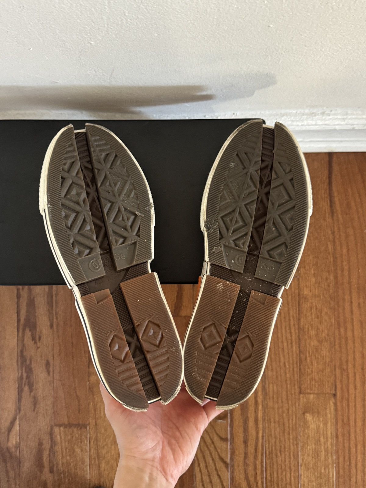 Converse × Feng Chen Wang Feng Chen Wang x Converse Size US 8 / EU 41 - 7 Thumbnail