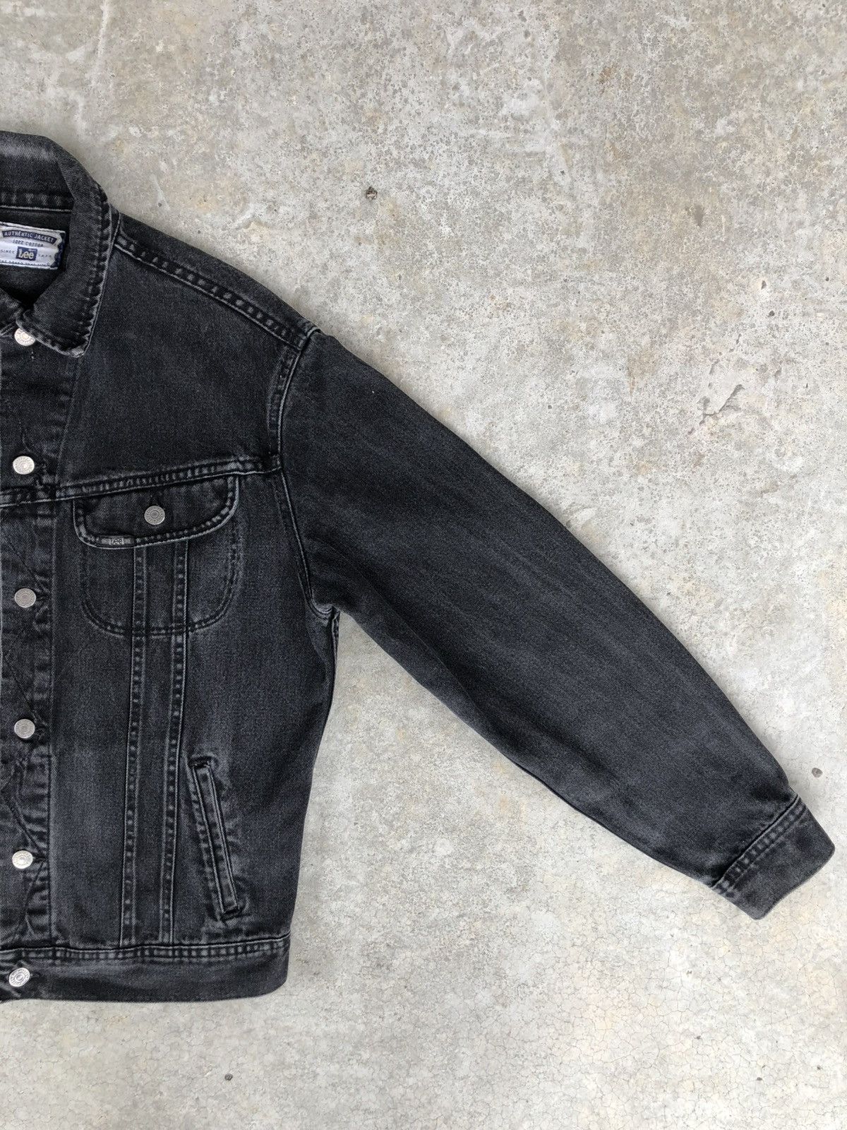 If Six Was Nine Vintage 90s Lee Denim Jacket Distressed Size US L / EU 52-54 / 3 - 4 Thumbnail