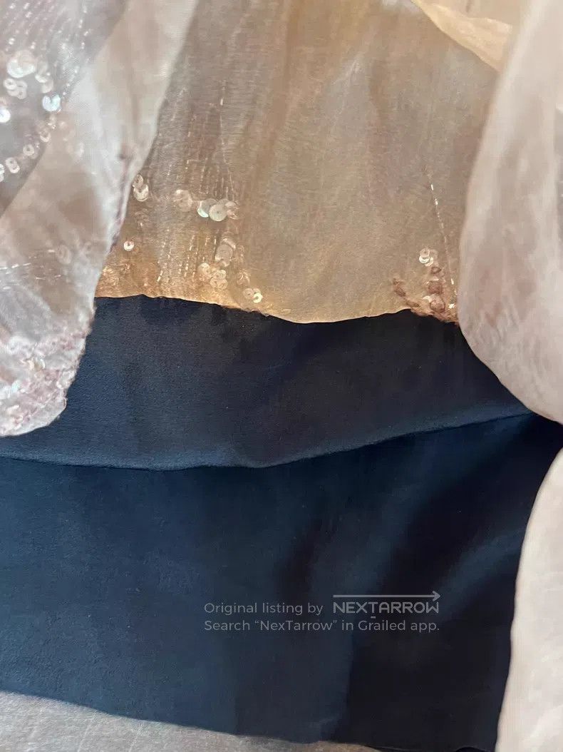 Dries Van Noten Dries Van Noten SIZE:36 Beaded Shiny Top Size S / US 4 / IT 40 - 5 Thumbnail