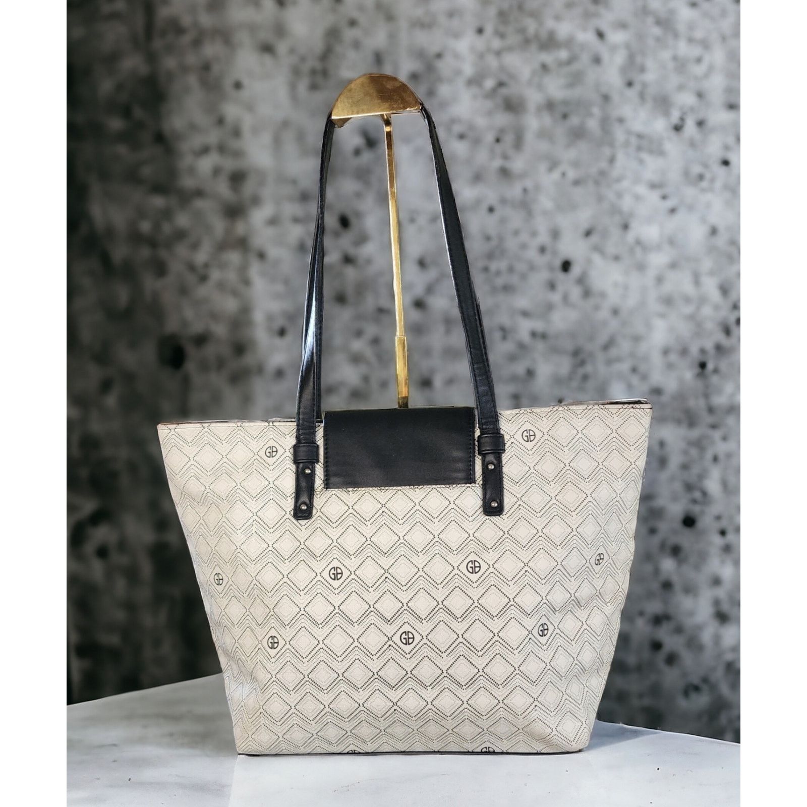 Giani Bernini Giani Bernini Women's Tote White Black Grey Diamond Print Size ONE SIZE - 2 Thumbnail