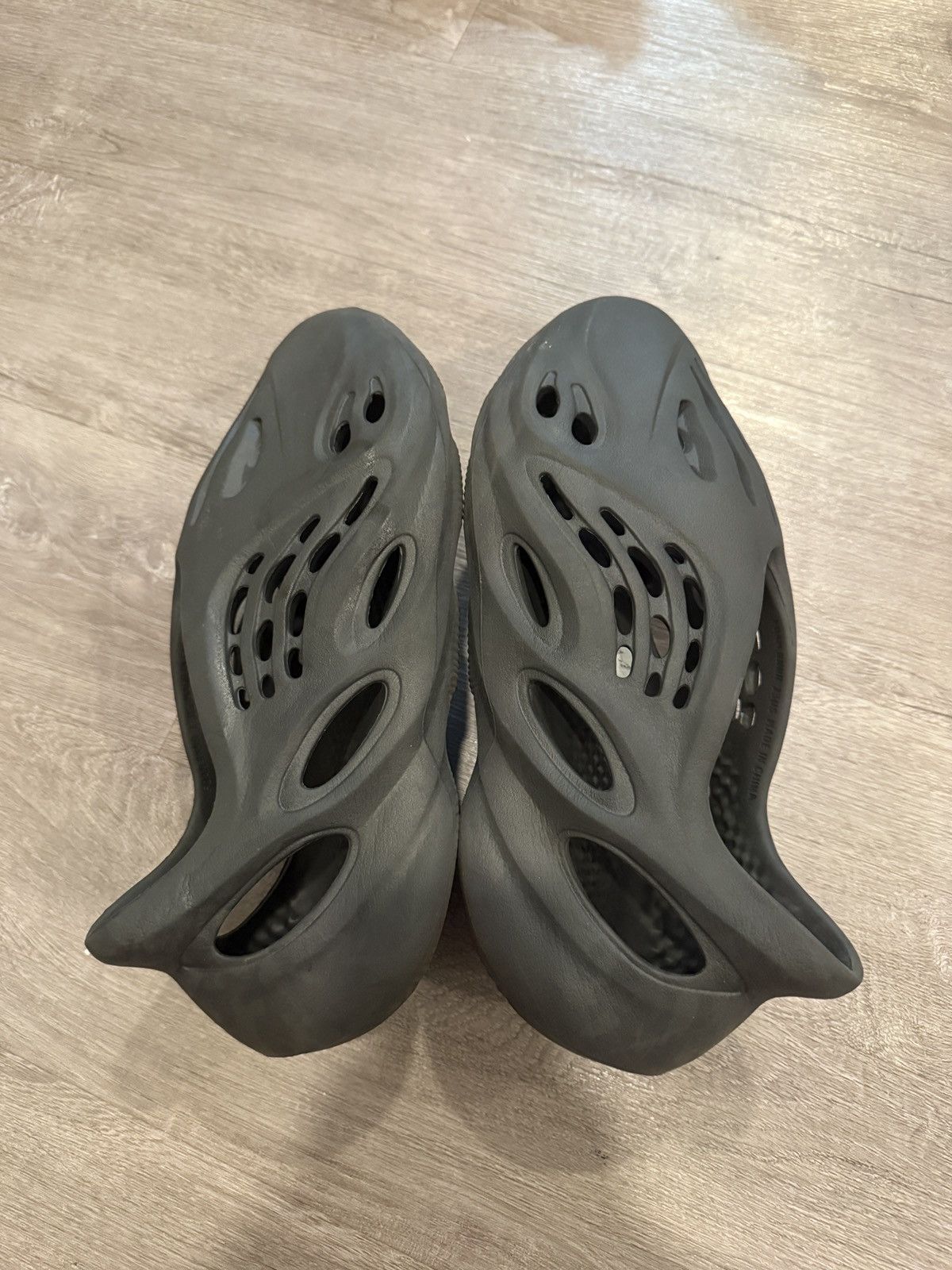 Adidas adidas yeezy foam rnr us13 Size US 13 / EU 46 - 3 Thumbnail