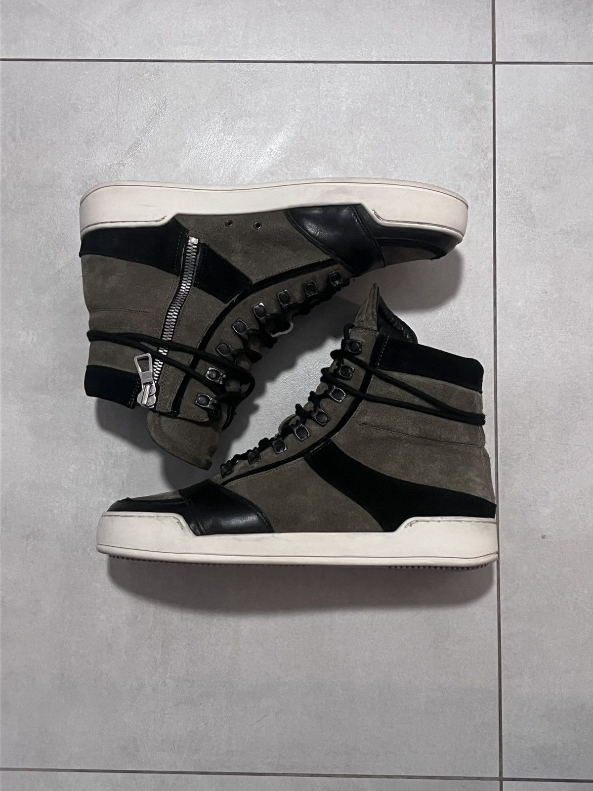 本日限定大幅値下げBALMAIN Ｈ&Mコラボグラディエーターサンダル Sell Balmain x H&M High-Top Sneakers - Black/Green