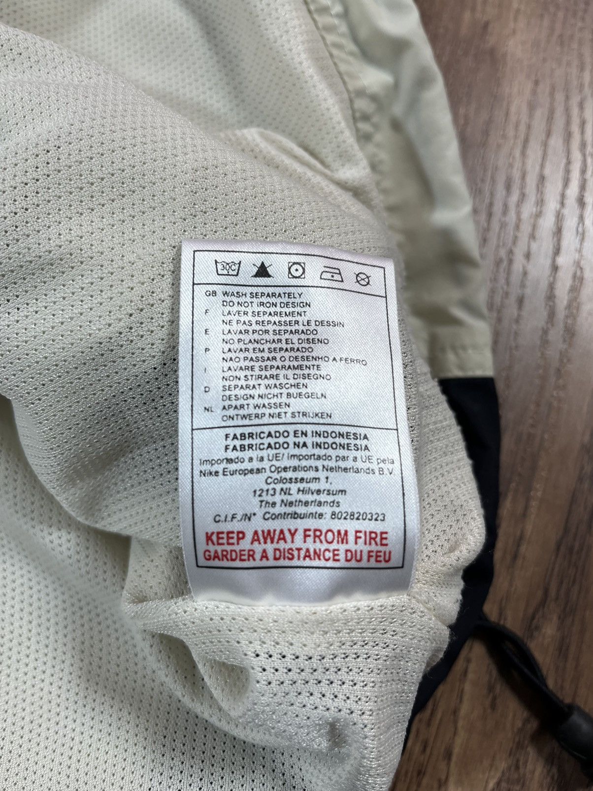 Nike Vintage Nike Nylon Anorak Jacket 90s Size US S / EU 44-46 / 1 - 14 Thumbnail