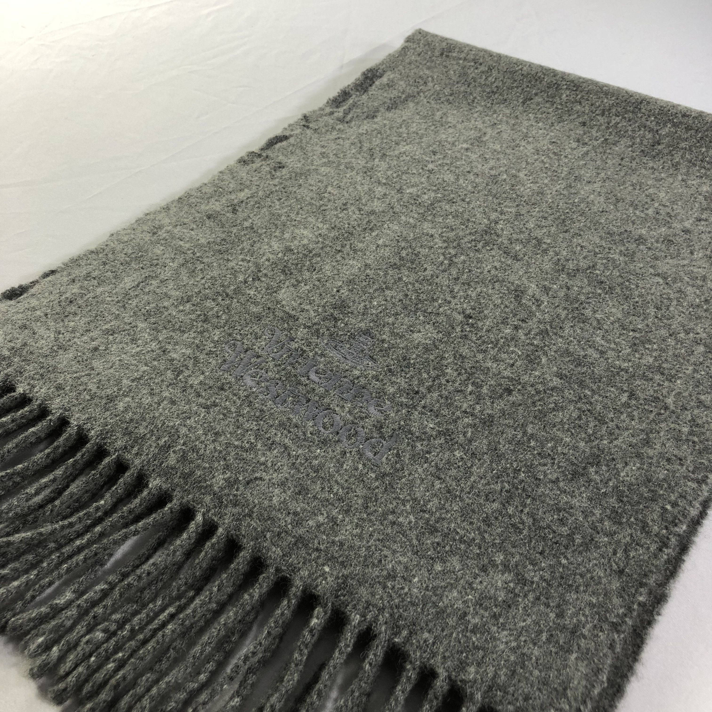 Vivienne Westwood Vivienne Westwood Plain Grey Wool Scarf Muffler V1574 Size ONE SIZE - 3 Thumbnail