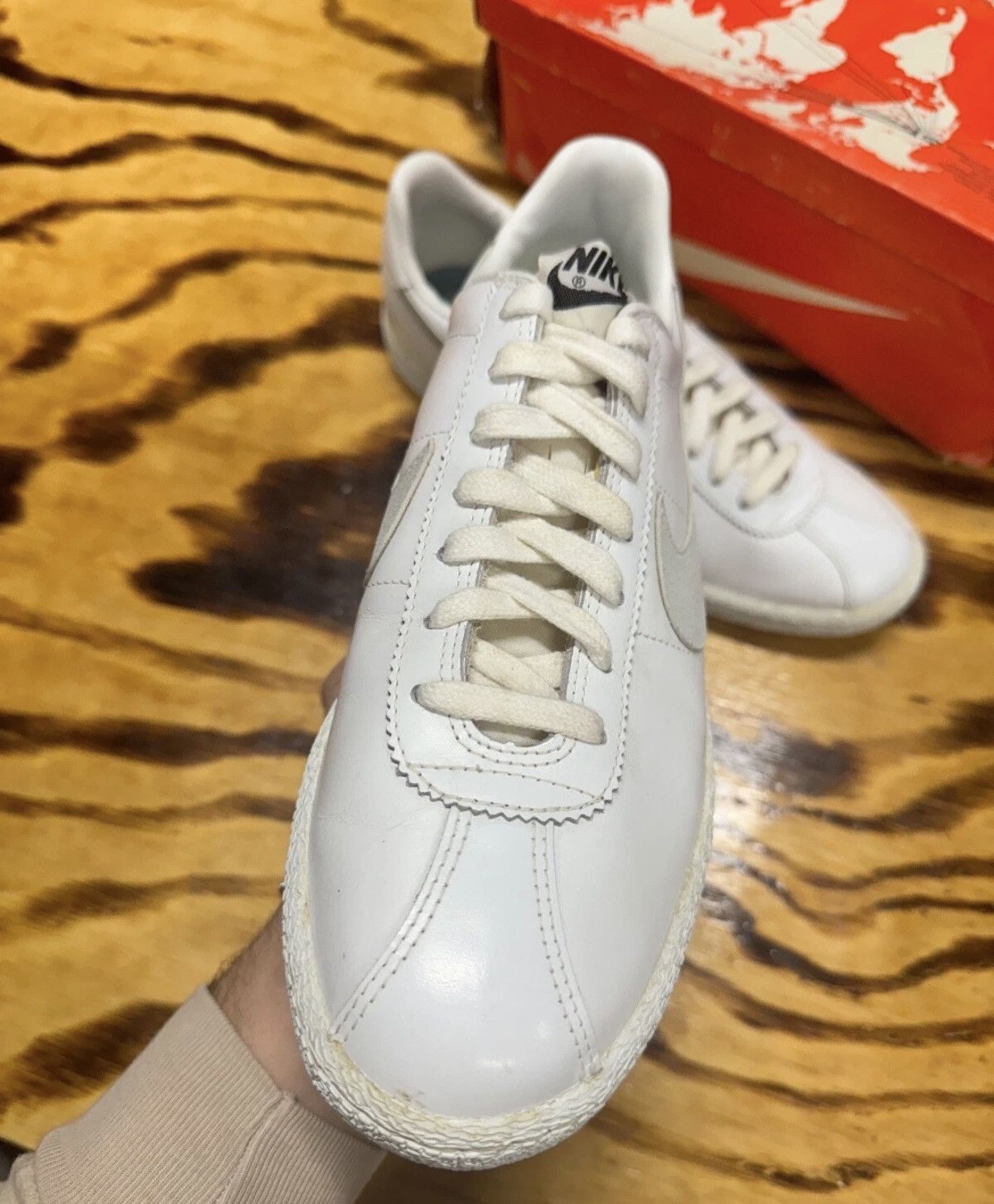 Nike Vintage 1982 Nike Bruin Leather Neutral Grey Size US 11.5 / EU 44-45 - 8 Thumbnail