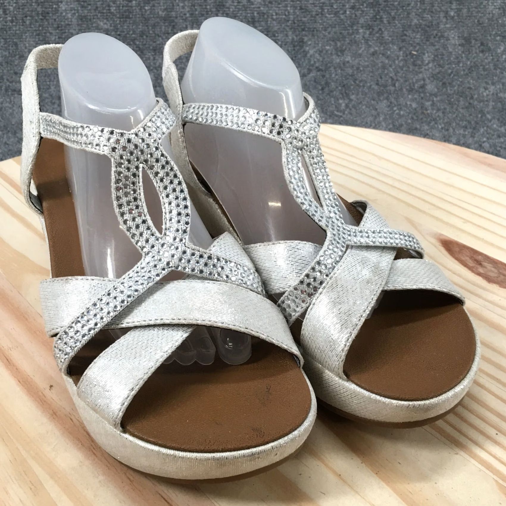Vintage Kelly & Katie Sandals Calasy Strappy Wedge Beige Fabric Slip On Womens 8 M Shoes Size US 8 / IT 38 - 3 Thumbnail