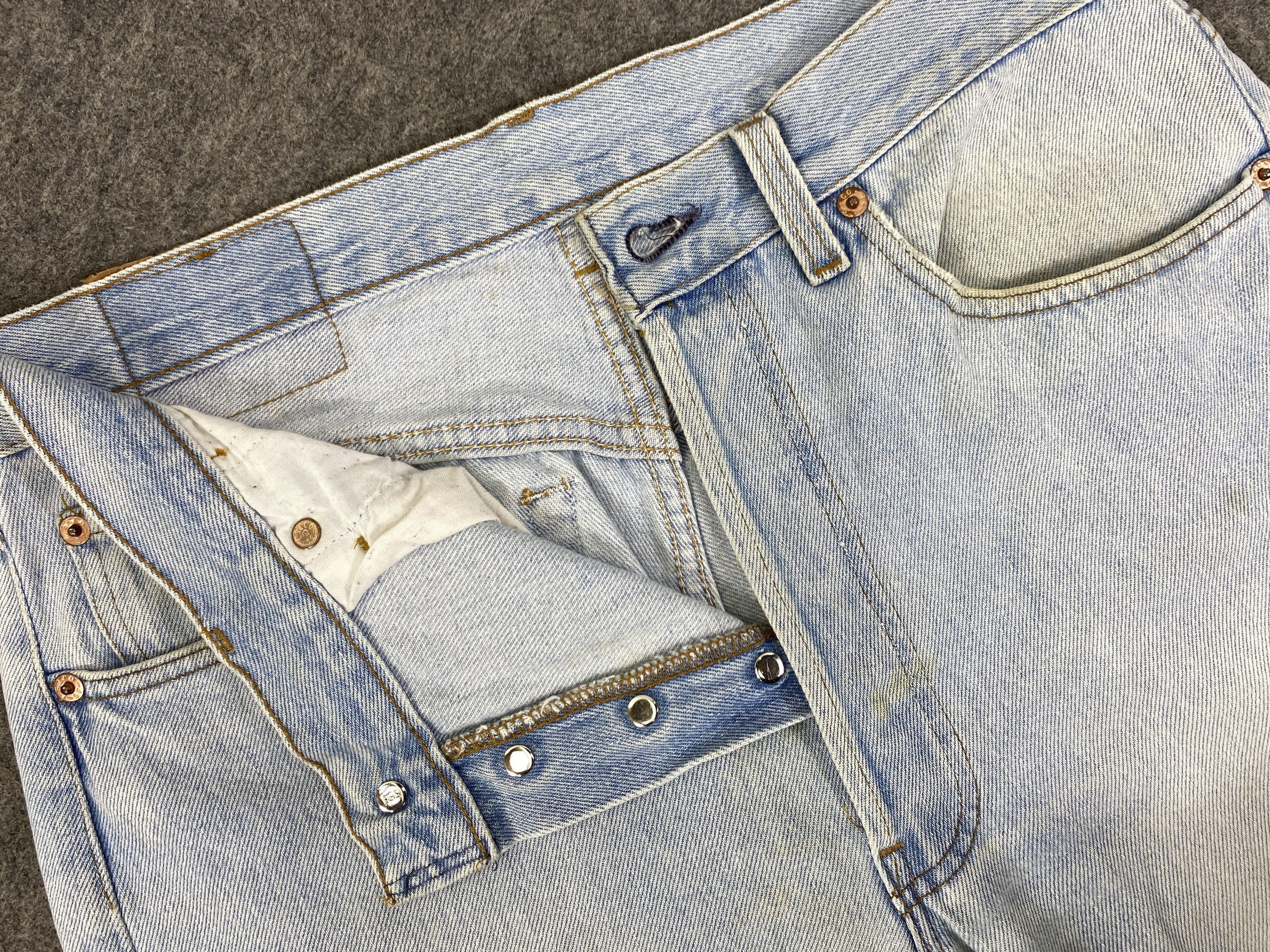Levi's Light Blue Wash Vintage Levis 501 USA Jeans 31x29 - JN3174 Size US 31 - 7 Thumbnail