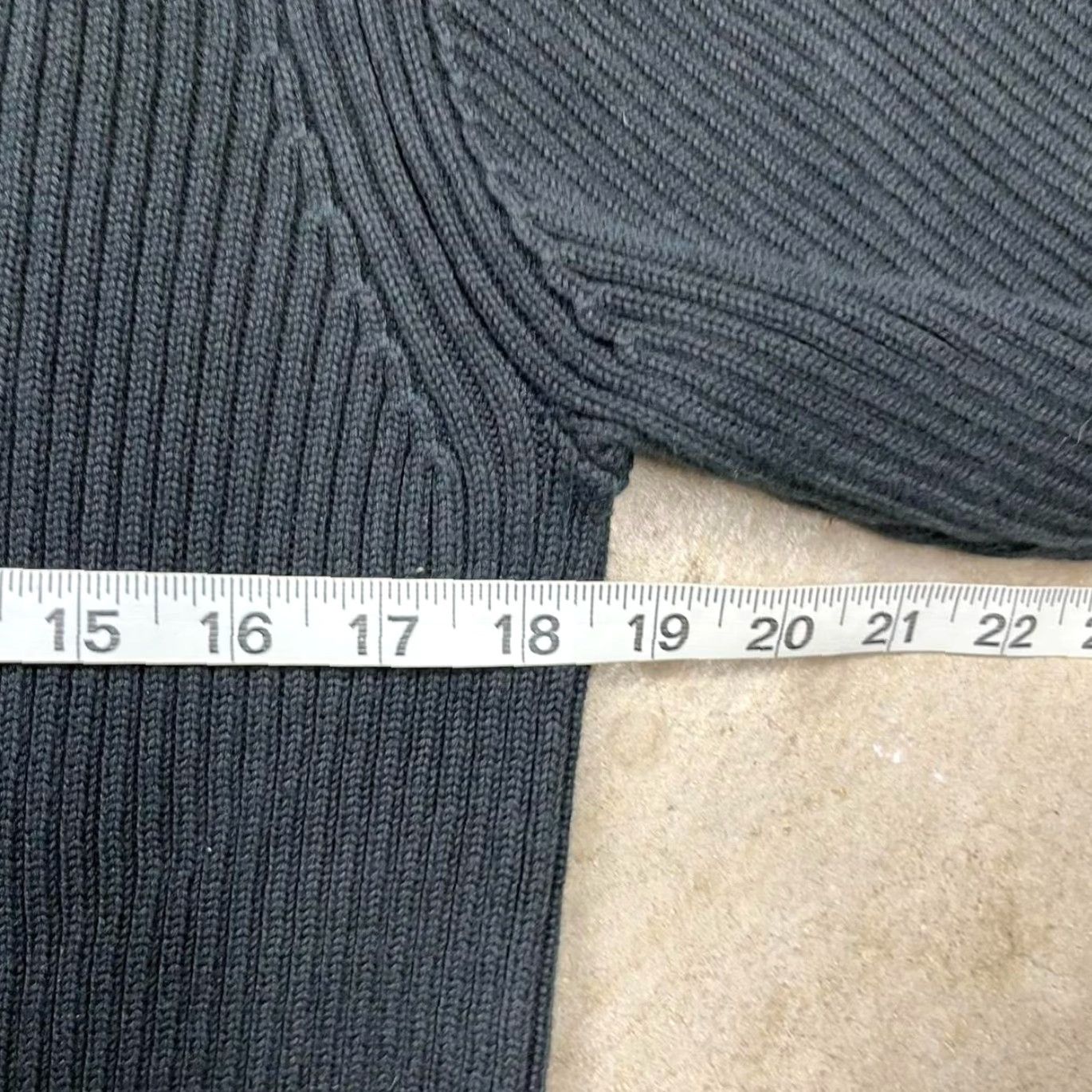 Gap VINTAGE Gap Ribbed Knit Sweater Mens Large Crewneck Black Cotton Crewneck Pullover Knit Style Tight-Knit 8/10 Size US L / EU 52-54 / 3 - 5 Thumbnail