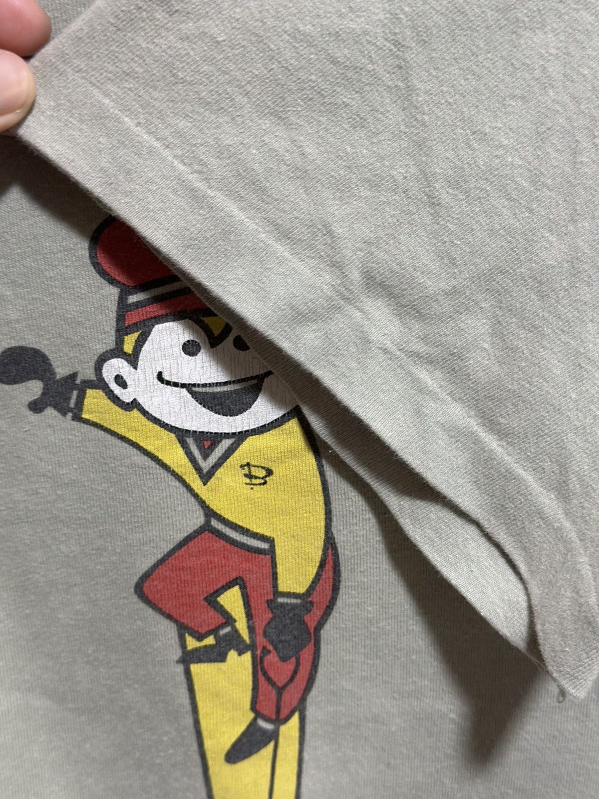 Hanes × Vintage Vintage Polera Burton Mns Ski-Board Faded Tee Size US XL / EU 56 / 4 - 3 Thumbnail
