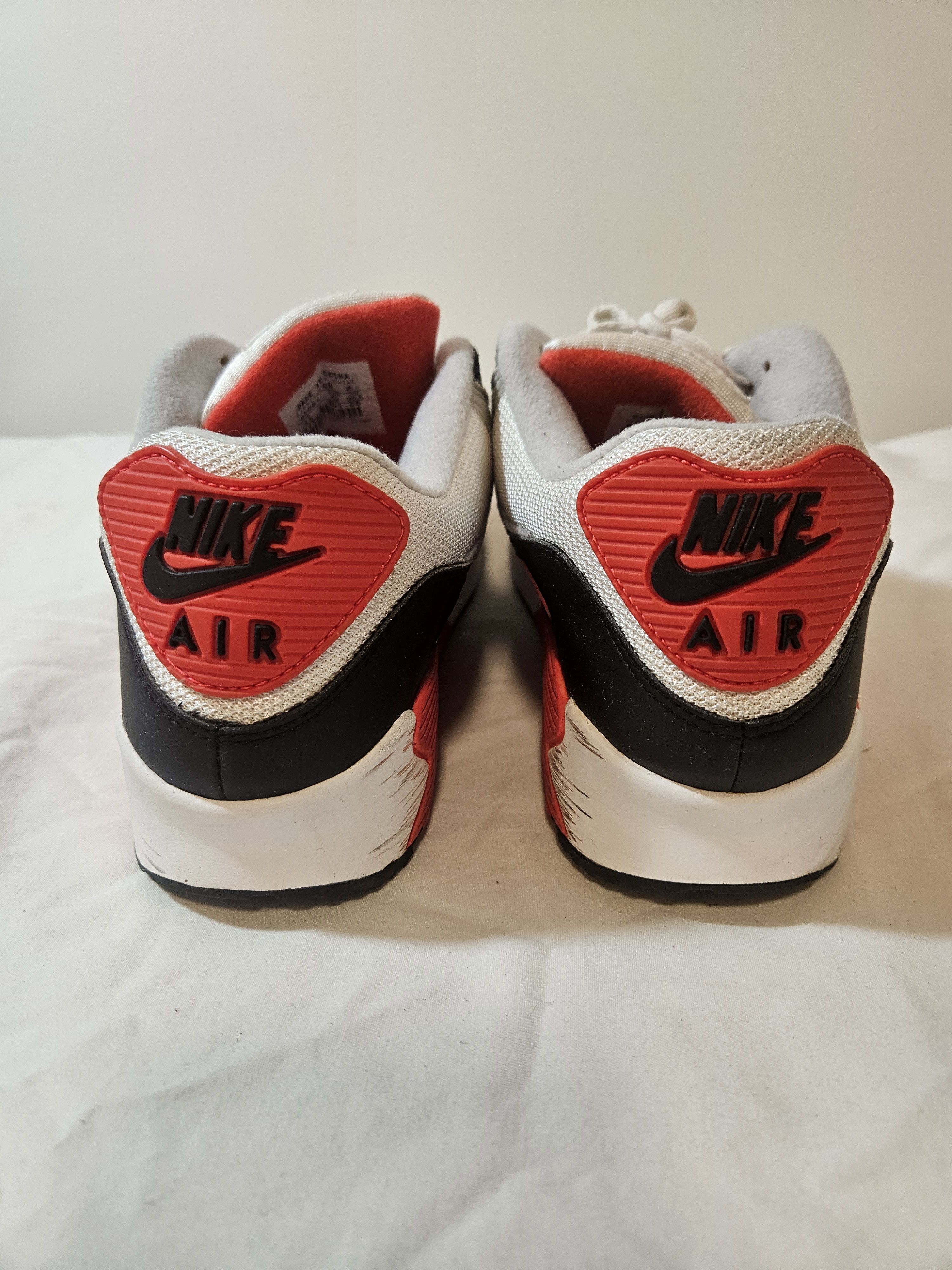 Nike 2005 Nike Air Max 90 Infrared Hall Of Air shoes Size US 8.5 / EU 41-42 - 5 Thumbnail