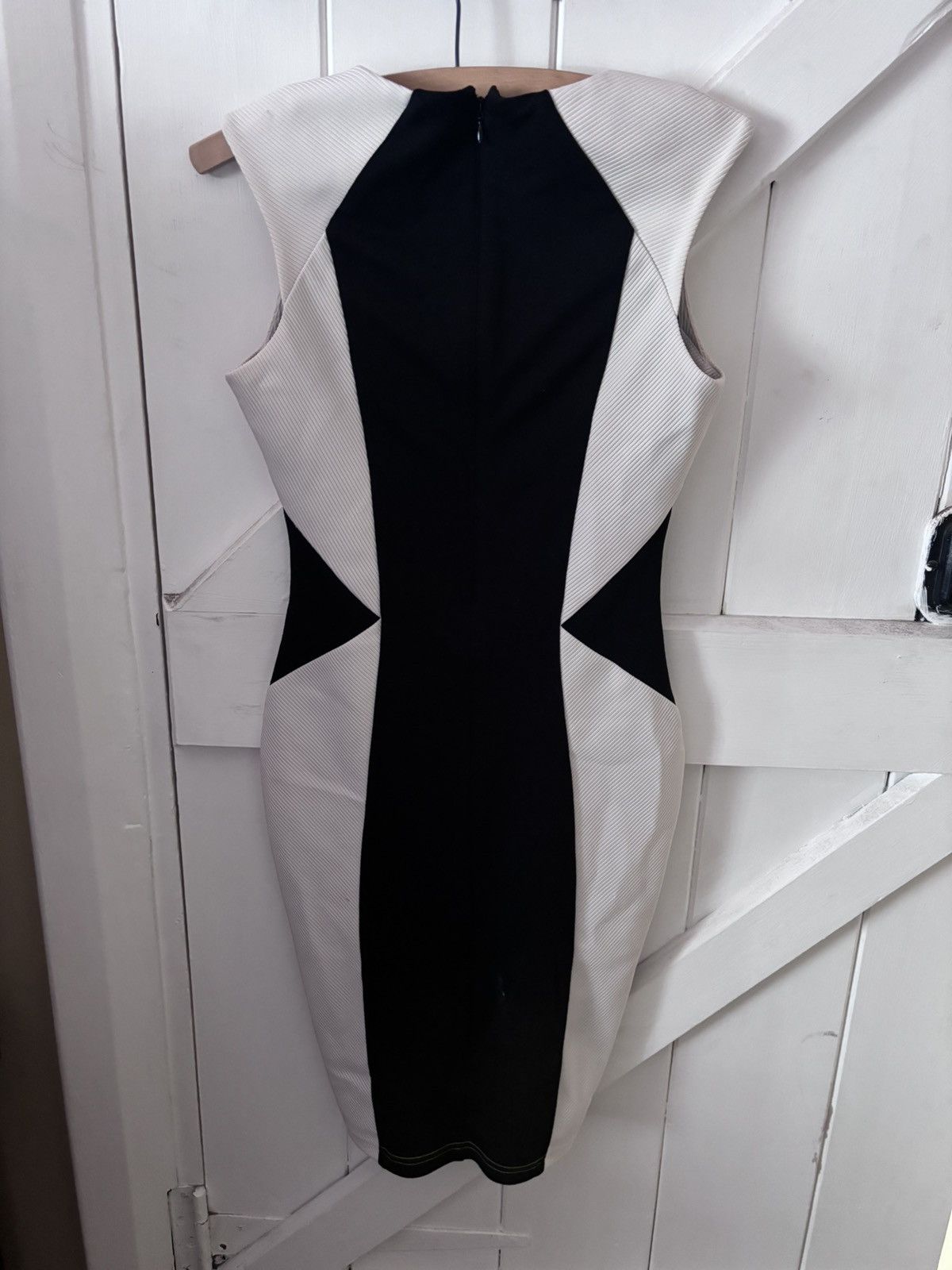 Other Lipsy London Bodycon Black & White Midi Dress Size M / US 6-8 / IT 42-44 - 3 Thumbnail