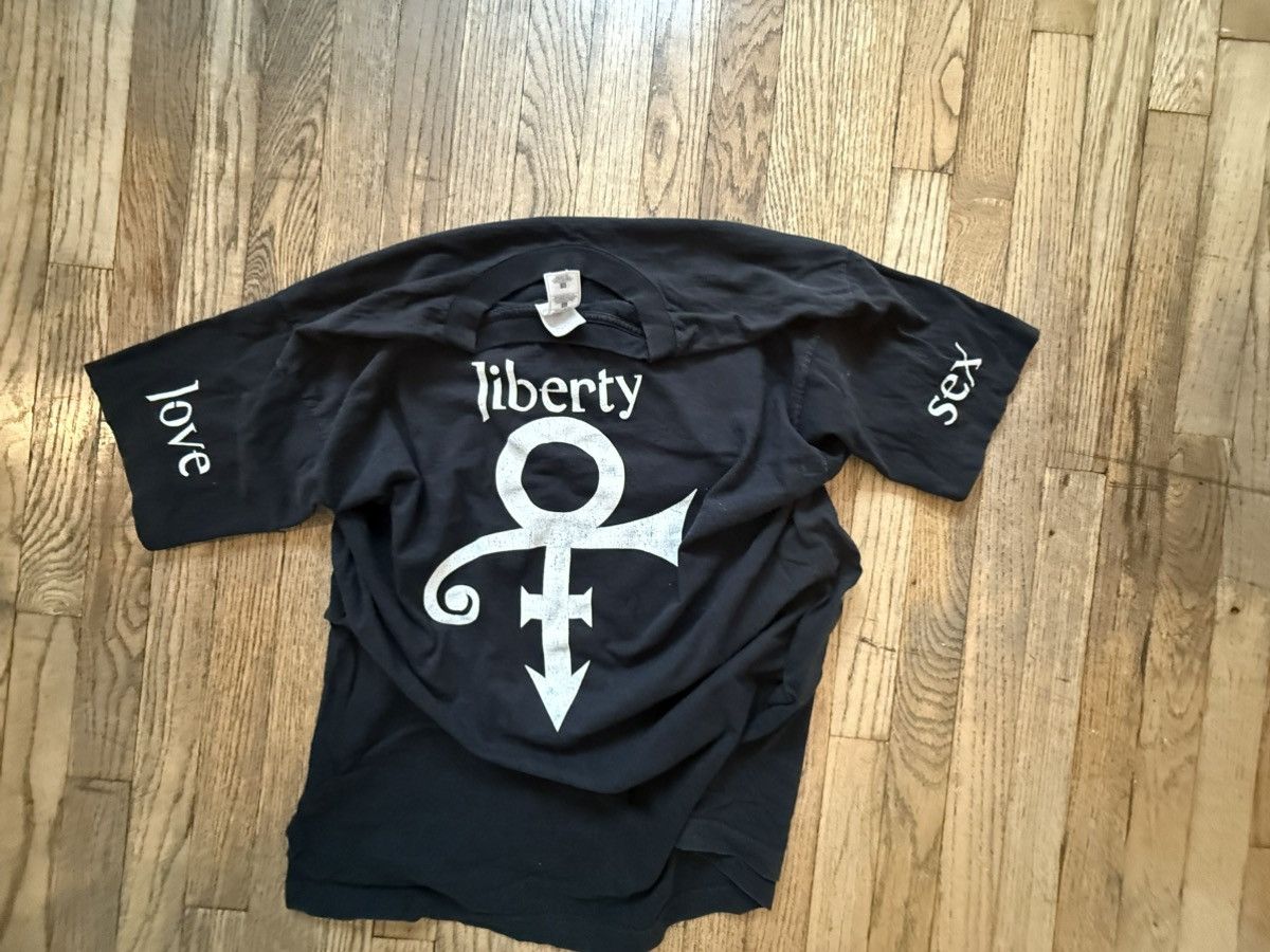 Fruit Of The Loom Vintage Prince Love,Sex,Liberty tour tshirt. Size US XL / EU 56 / 4 - 5 Thumbnail