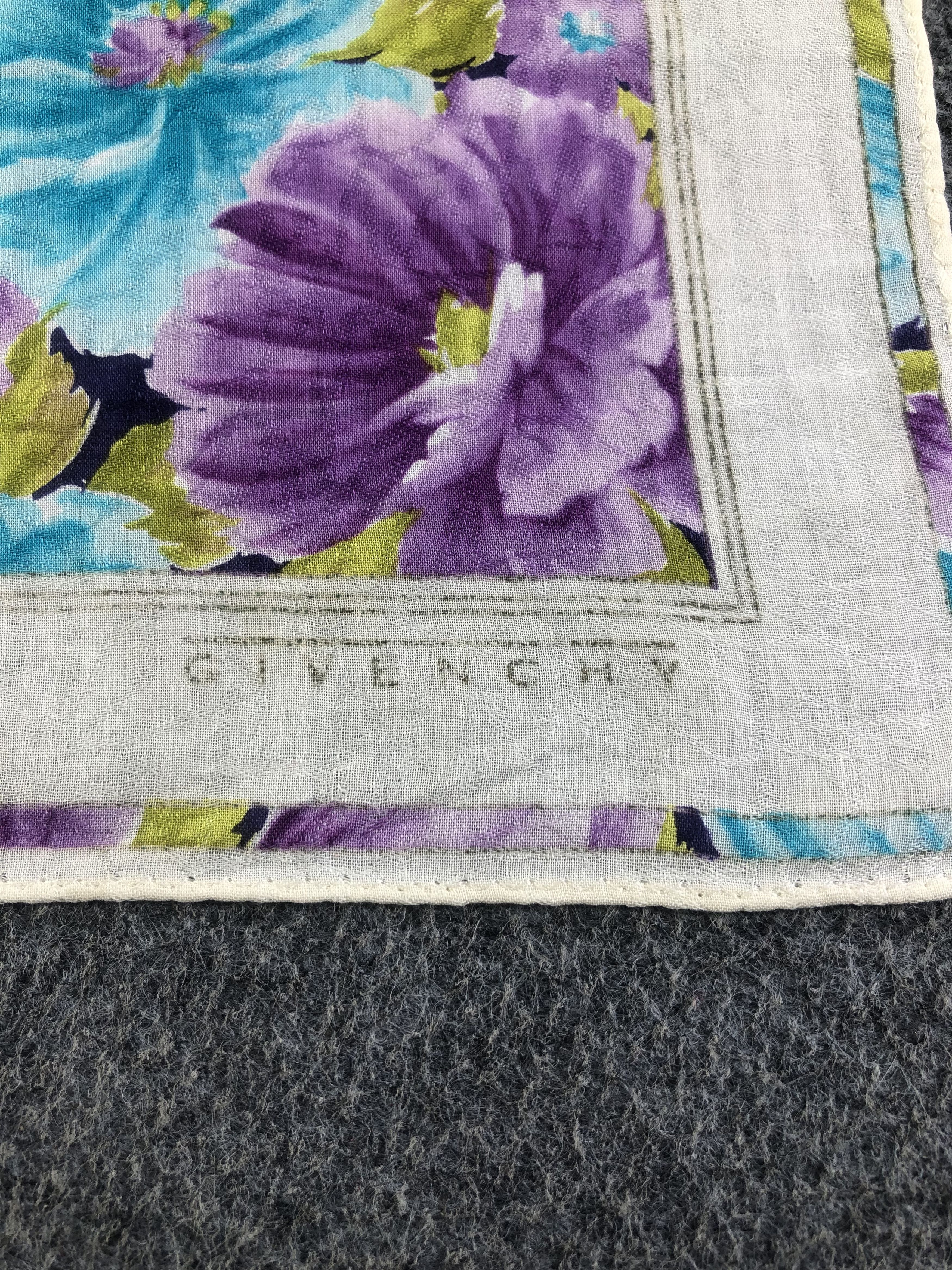 Vintage Givenchy Floral Handkerchief / Bandana / Neckerchief A1903 Size ONE SIZE - 5 Thumbnail