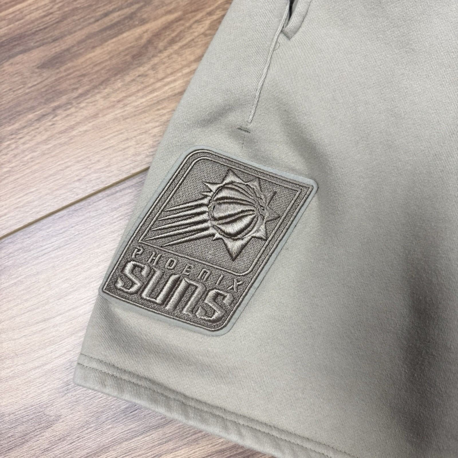 NBA Pheonix Suns Pro Edition Sweat Shorts Mens XL Beige Tan NBA Size US 31 - 4 Thumbnail