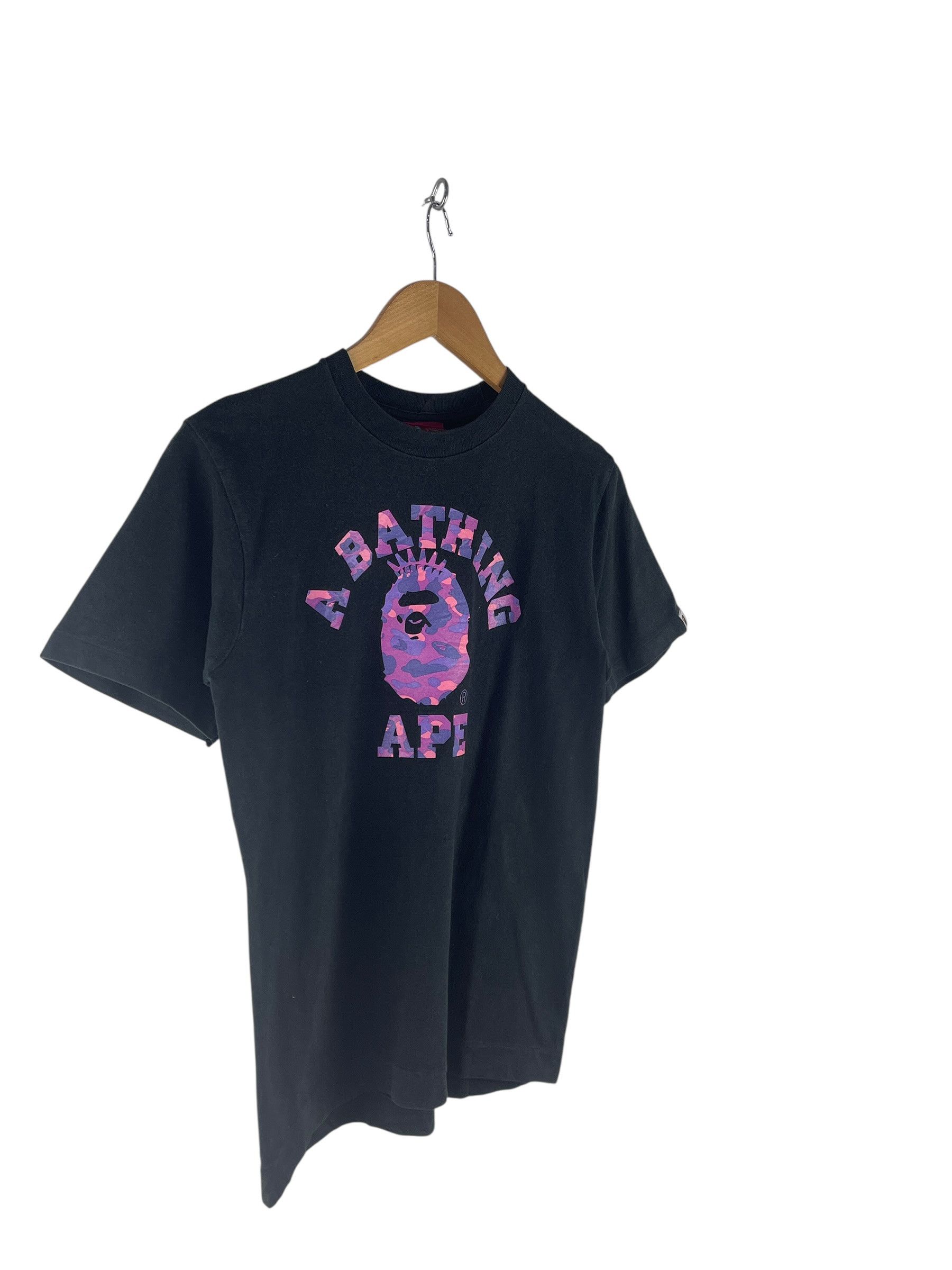 Bape A Bathing Ape (BAPE) College Logo Tee Size US S / EU 44-46 / 1 - 4 Thumbnail