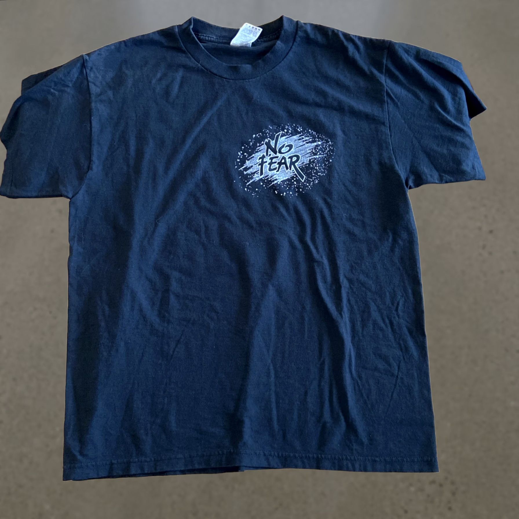 Fruit Of The Loom VINTAGE NO FEAR Apache Native Pistol T Shirt Double Sided Shirt L Men Black Short Sleeve Crew Neck 90s Size US L / EU 52-54 / 3 - 1 Thumbnail