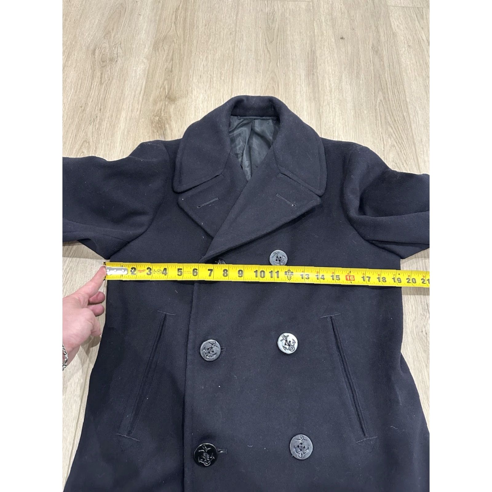 Vintage VINTAGE Kersey US Navy Peacoat 36R Wool Black Double-Breasted Navy Mens Coat Pockets Sailor Style Size US XXS / EU 40 - 7 Thumbnail