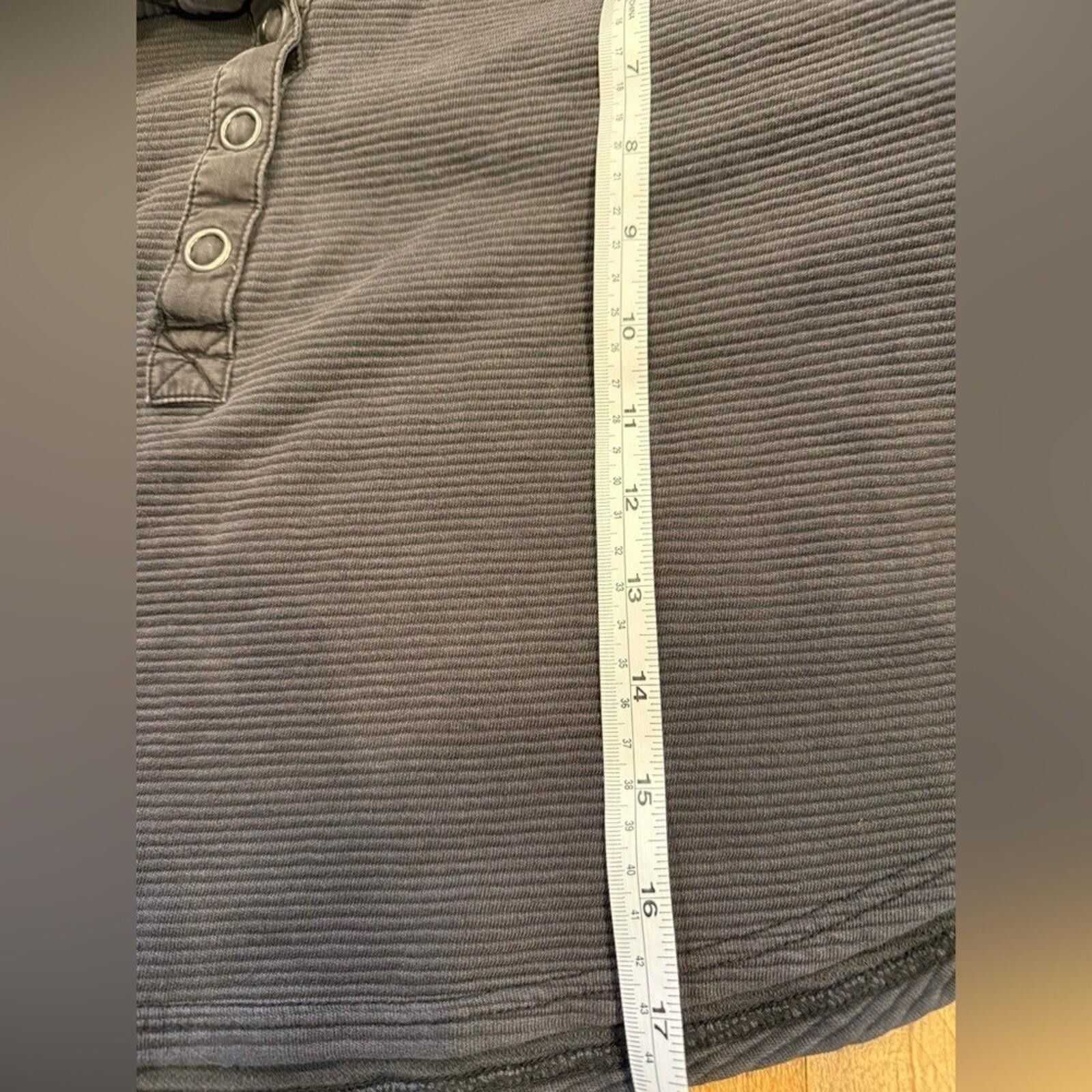 Free People Free People Ribbed Cropped Henley Pullover Faded Charcoal S Size S / US 4 / IT 40 - 10 Thumbnail