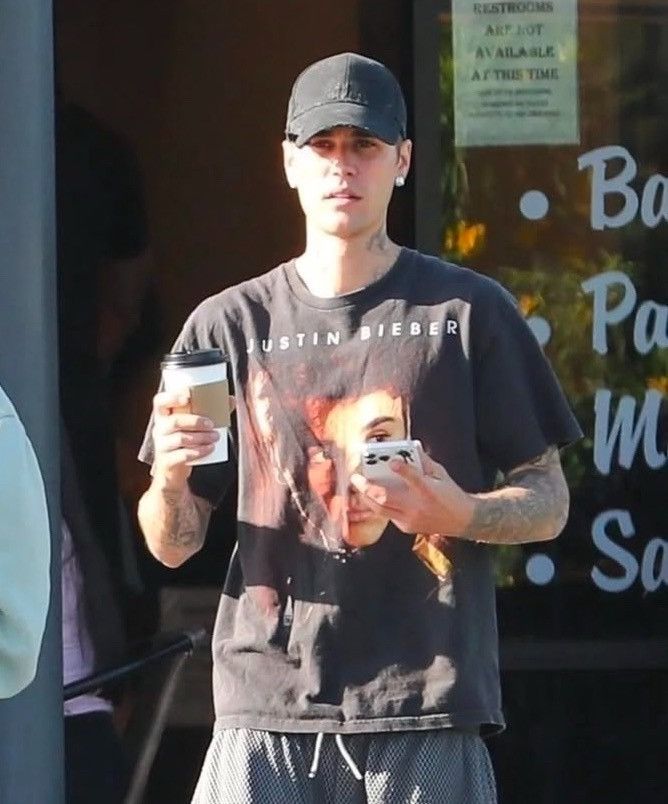 Justin Bieber Believe Tour 2012/2013 Black 2 Sided T-Shirt