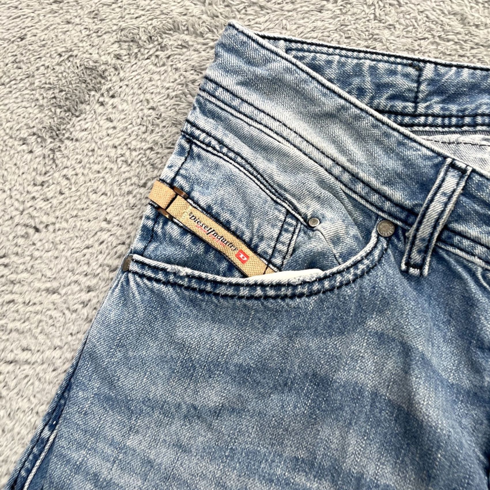 Diesel Diesel Jeans Mens 27x32 Blue Belther Regular Slim Tapered Denim 5-Pocket City Casual Mens Jeans Blue Size US 27 - 6 Thumbnail
